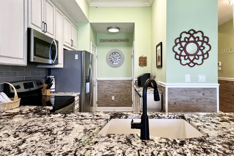 Kitchen - Waters Edge Resort Unit 604 Okaloosa Island Fort Walton Beach Vacation Rentals by Sunset Resort Rentals