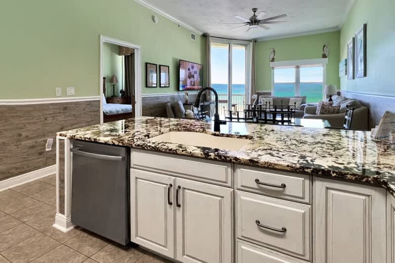 Kitchen - Waters Edge Resort Unit 604 Okaloosa Island Fort Walton Beach Vacation Rentals by Sunset Resort Rentals