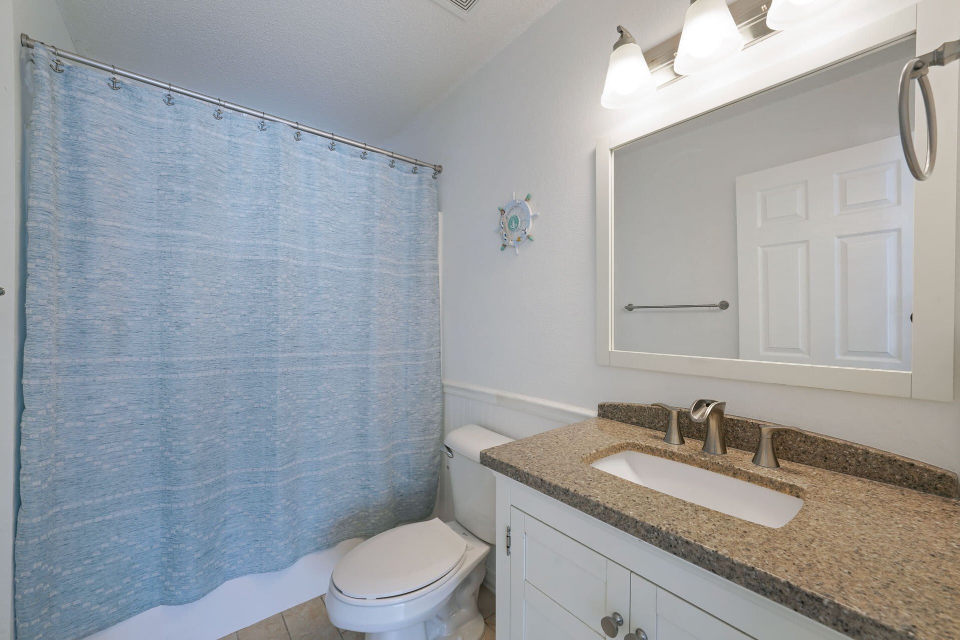 Sandy Daze - Adorable Pet-Friendly 30A Vacation Rental House with Guest House and Hot Tub in Santa Rosa Beach, Florida - Bliss Beach Rentals