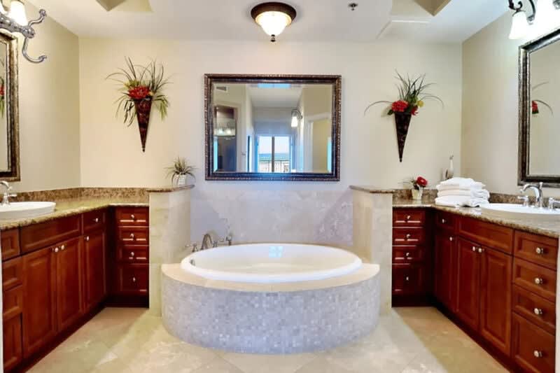 Master Bathroom - Bella Riva Resort Unit 205, Okaloosa Island Fort Walton Beach Florida Vacation Condo Rentals by Sunset Resort Rentals
