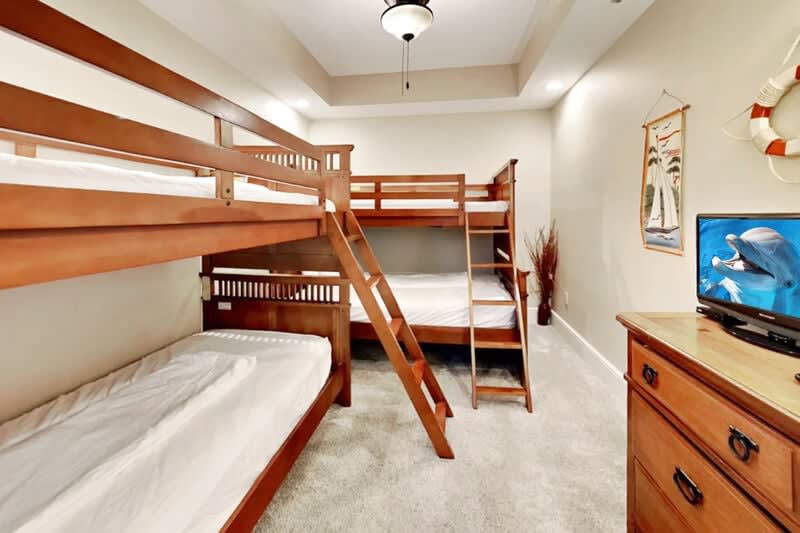 Guest Bedroom 4- Bella Riva Resort Unit 205, Okaloosa Island Fort Walton Beach Florida Vacation Condo Rentals by Sunset Resort Rentals