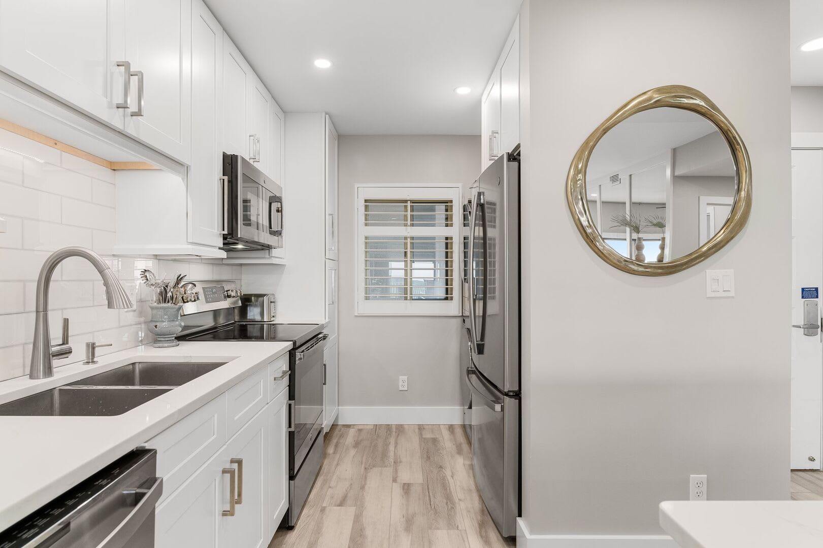 Kitchen supplied with all major appliance, dinner and cookware and there is even a beverage refrigerator to keep your favorite drink nice and cold.