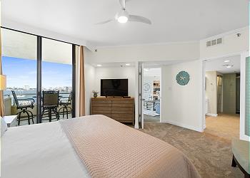 East Pass 404 - Paradise Point_21