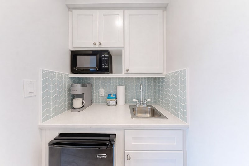 Luau 1 - 7611 Studio_2