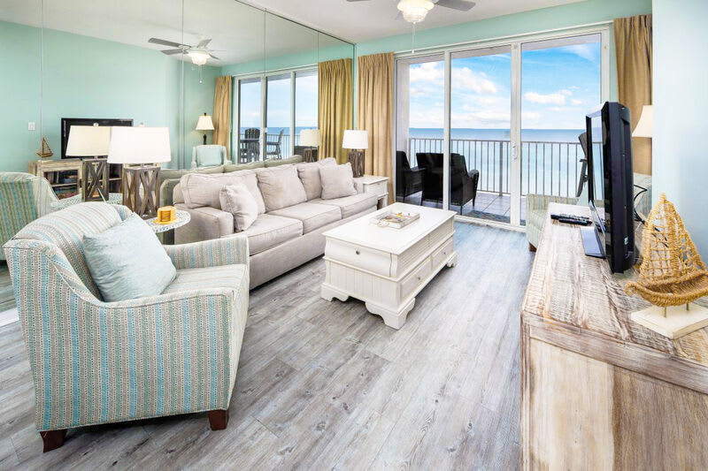 Living Room - Gulf Dunes Resort Unit 616 / Okaloosa Island / Fort Walton Beach Vacation Rentals
