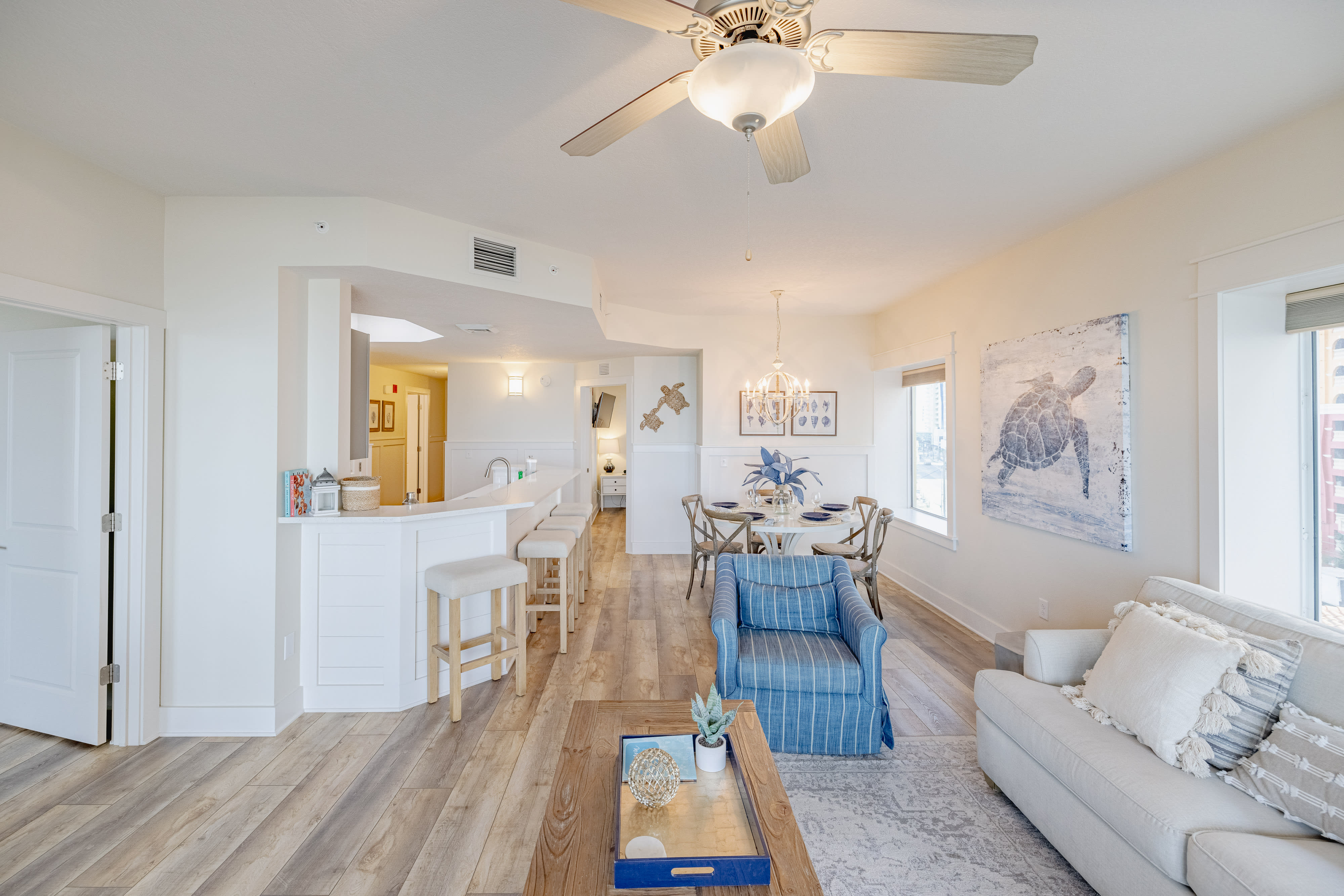 Kitchen bar stools and Kitchen table