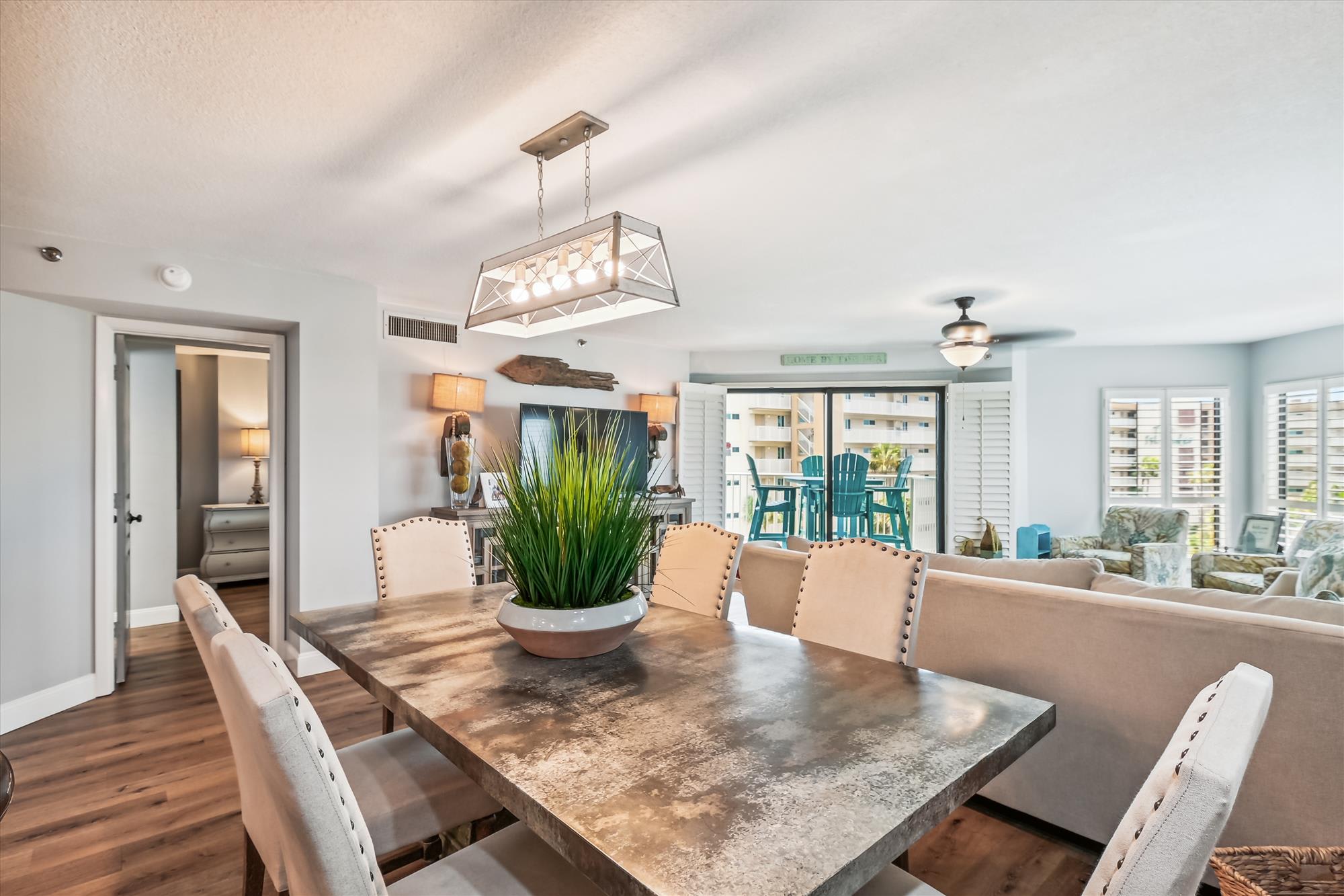 interiors-dining room-_dsc9700