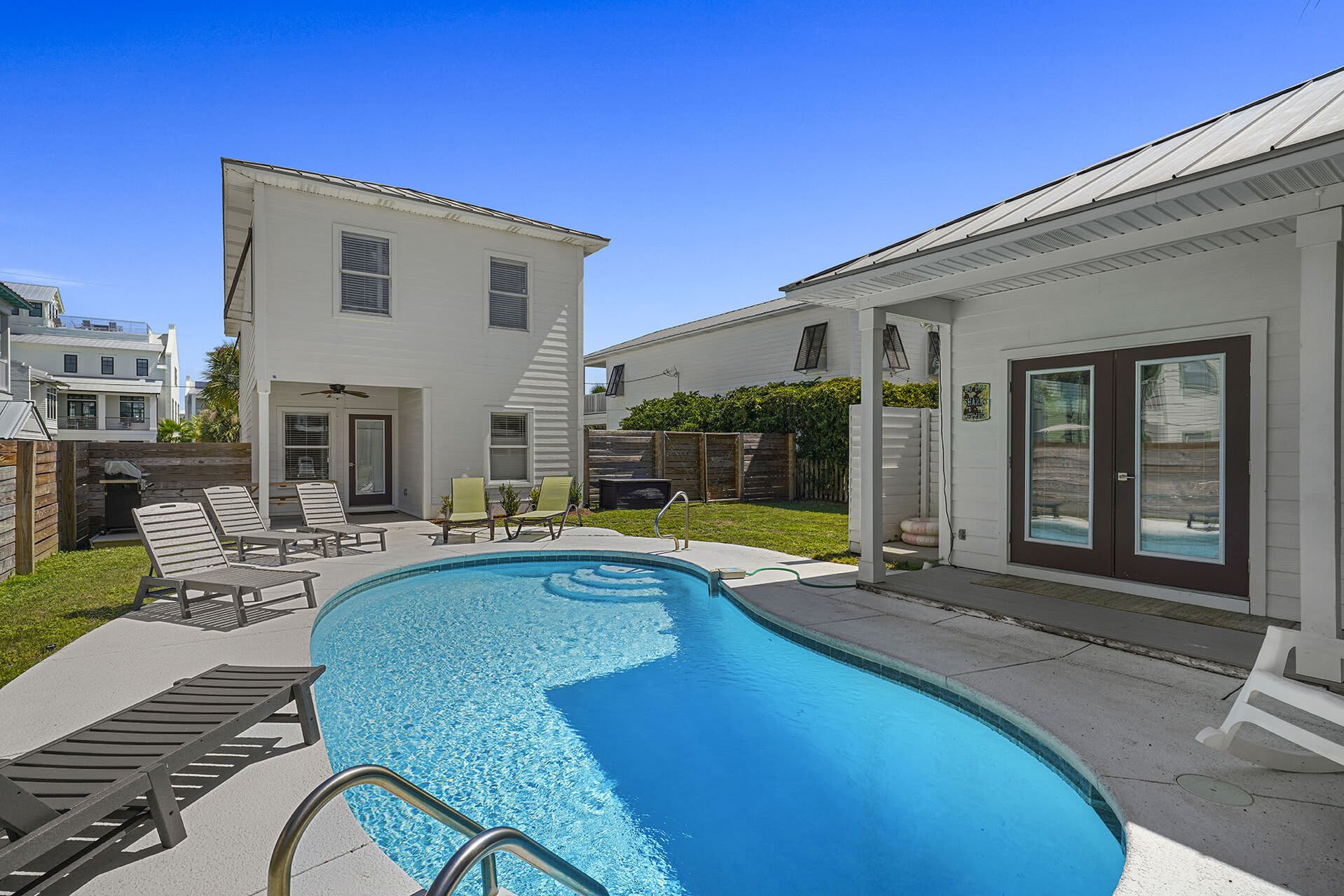 Destined to Be - Vacation Rental House with Private Pool and Carriage Near Beach in Destin, Florida - Five Star Properties Destin/30A