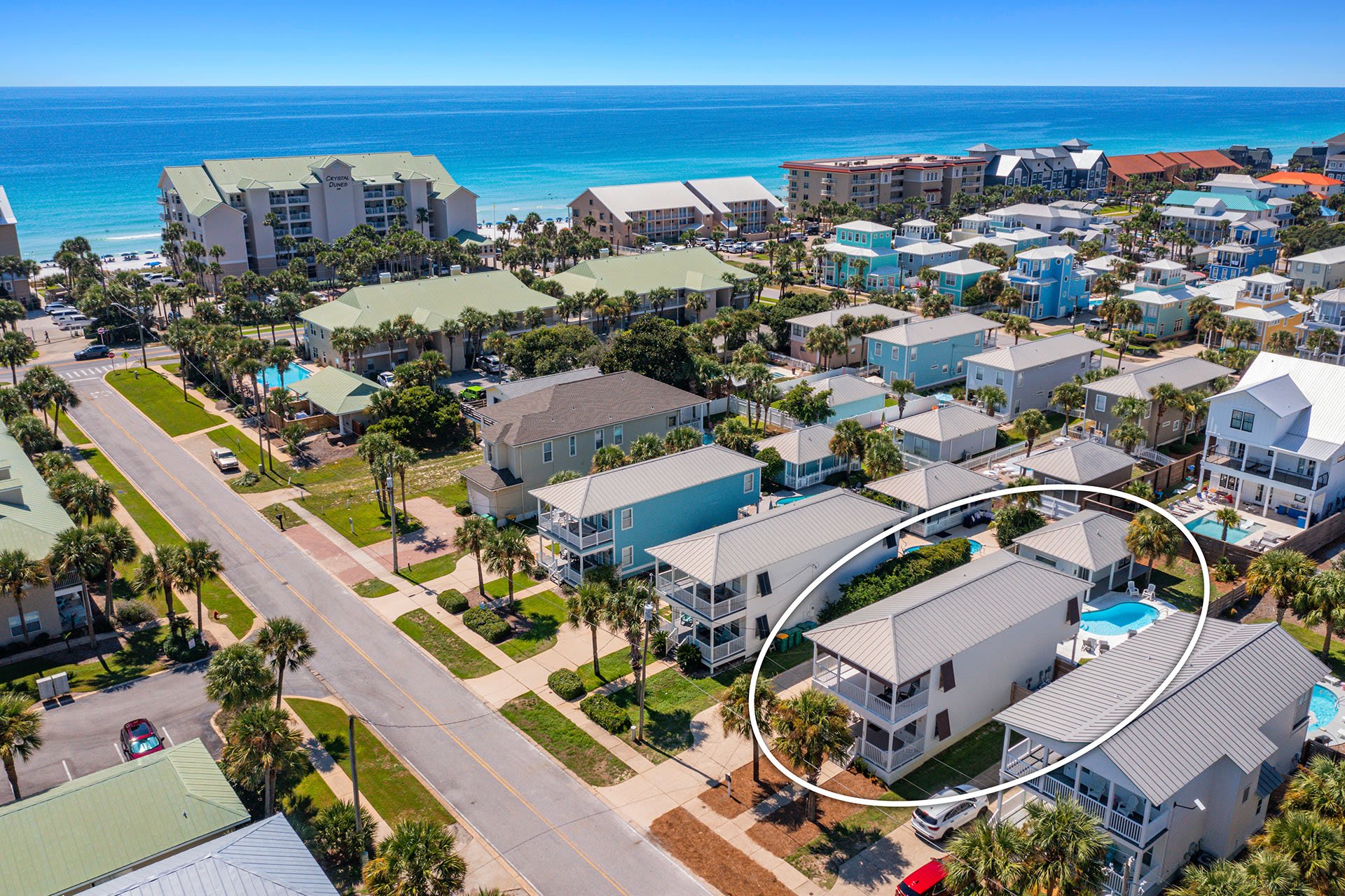 Destined to Be - Vacation Rental House with Private Pool and Carriage Near Beach in Destin, Florida - Five Star Properties Destin/30A