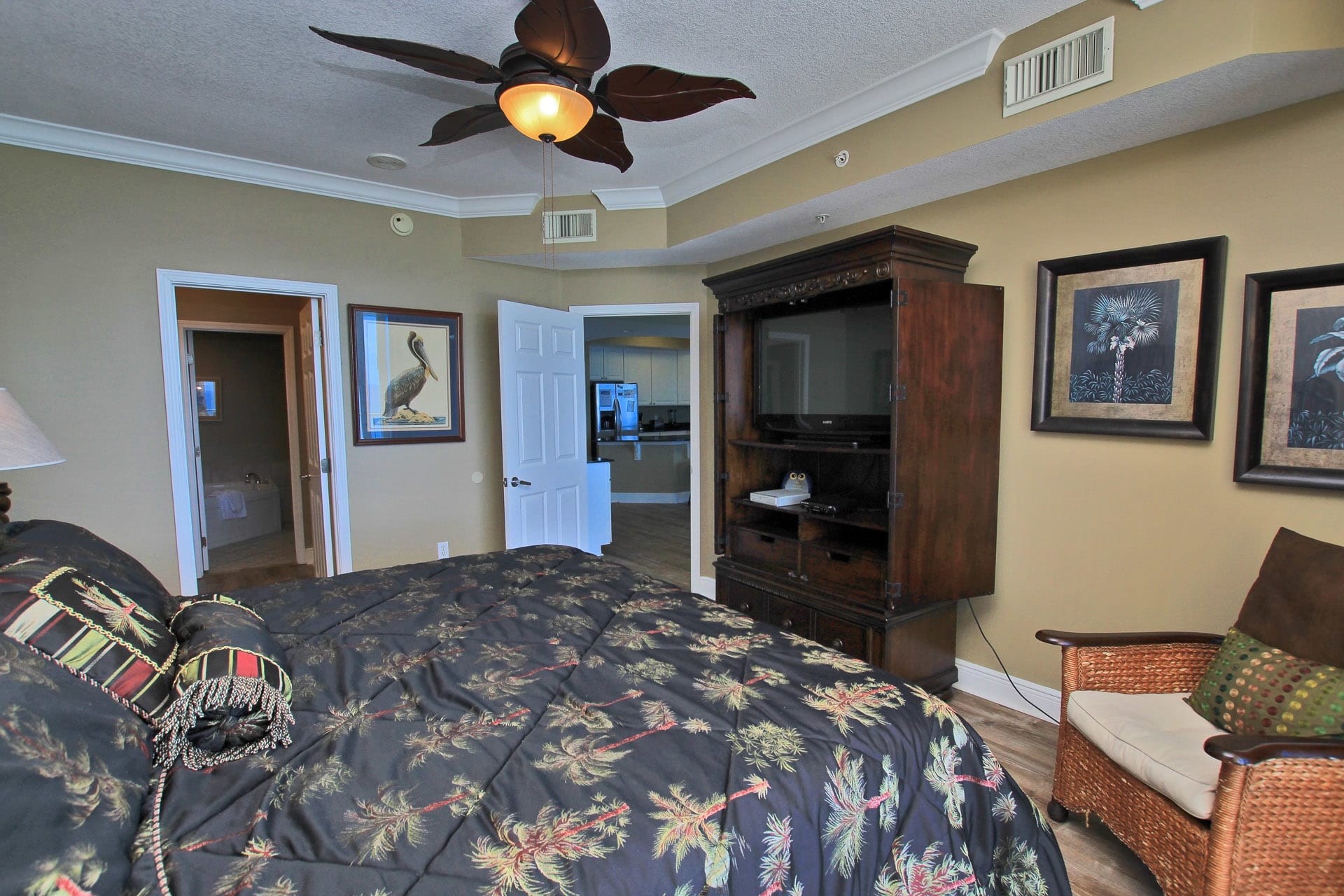 6 - Primary Bedroom (3)