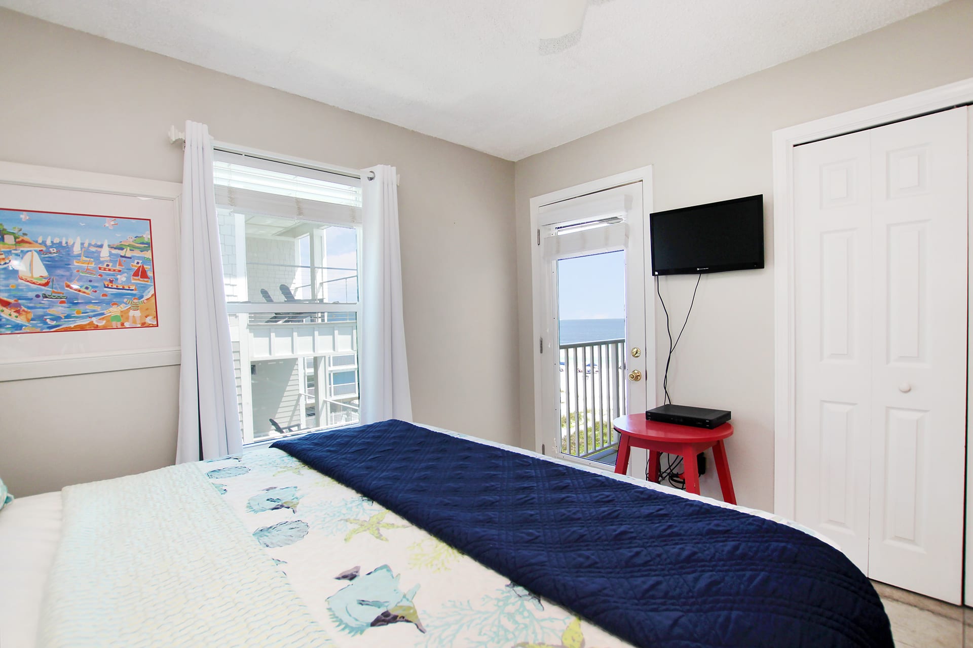 6 - Primary Bedroom Suite (2)