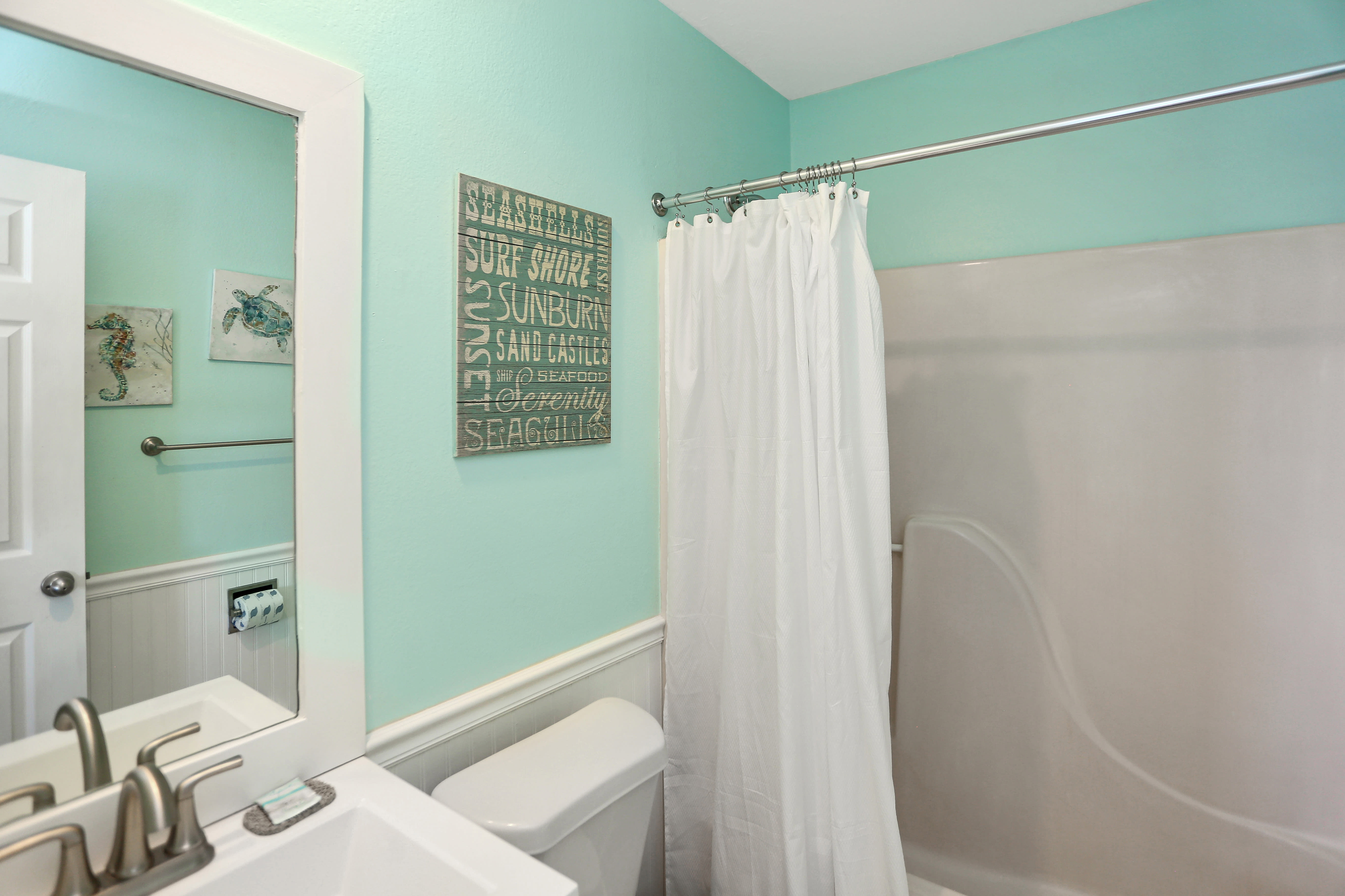 Bedroom 1 - Master Bath