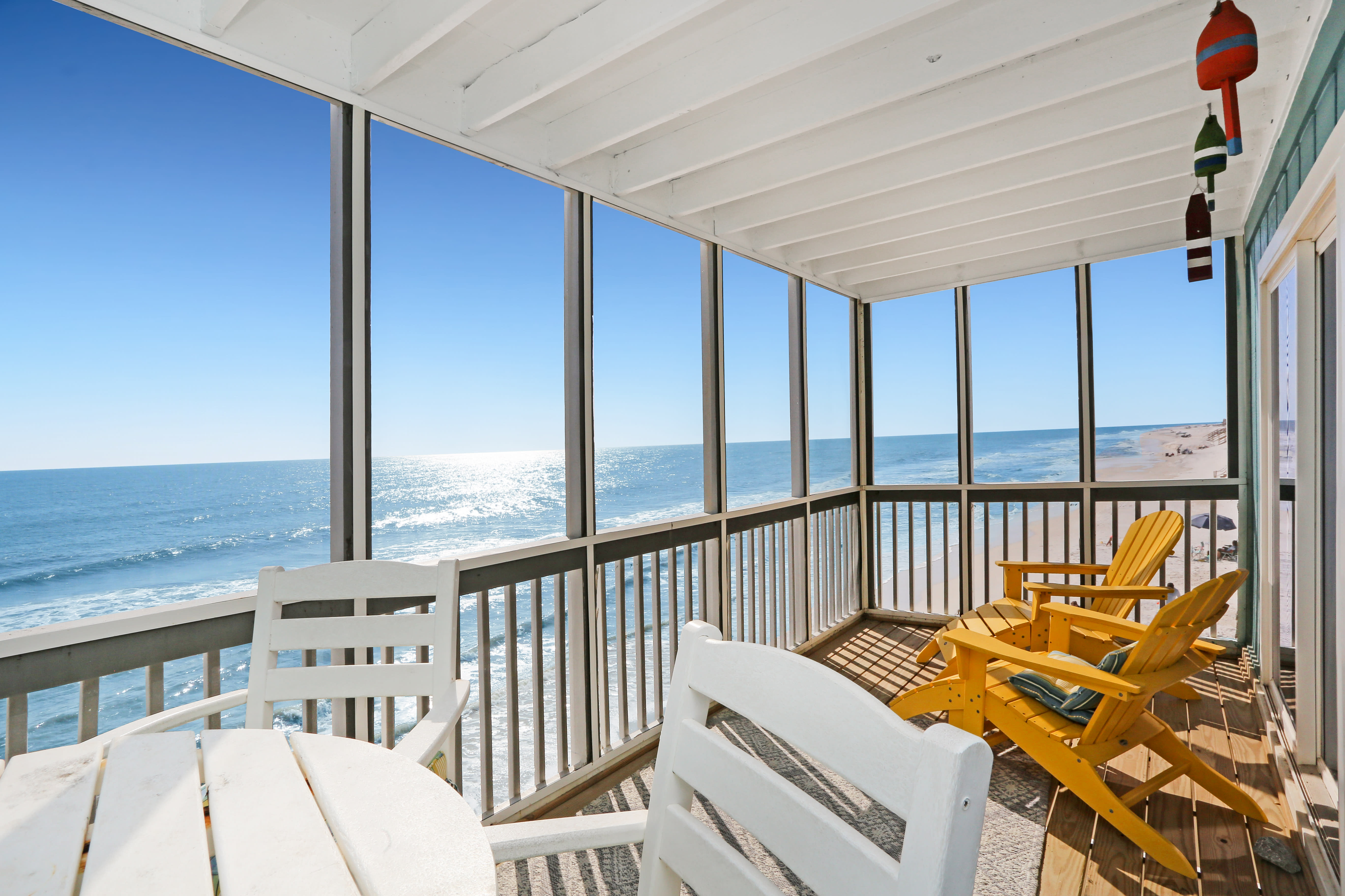 Gulf Front Screened Deck