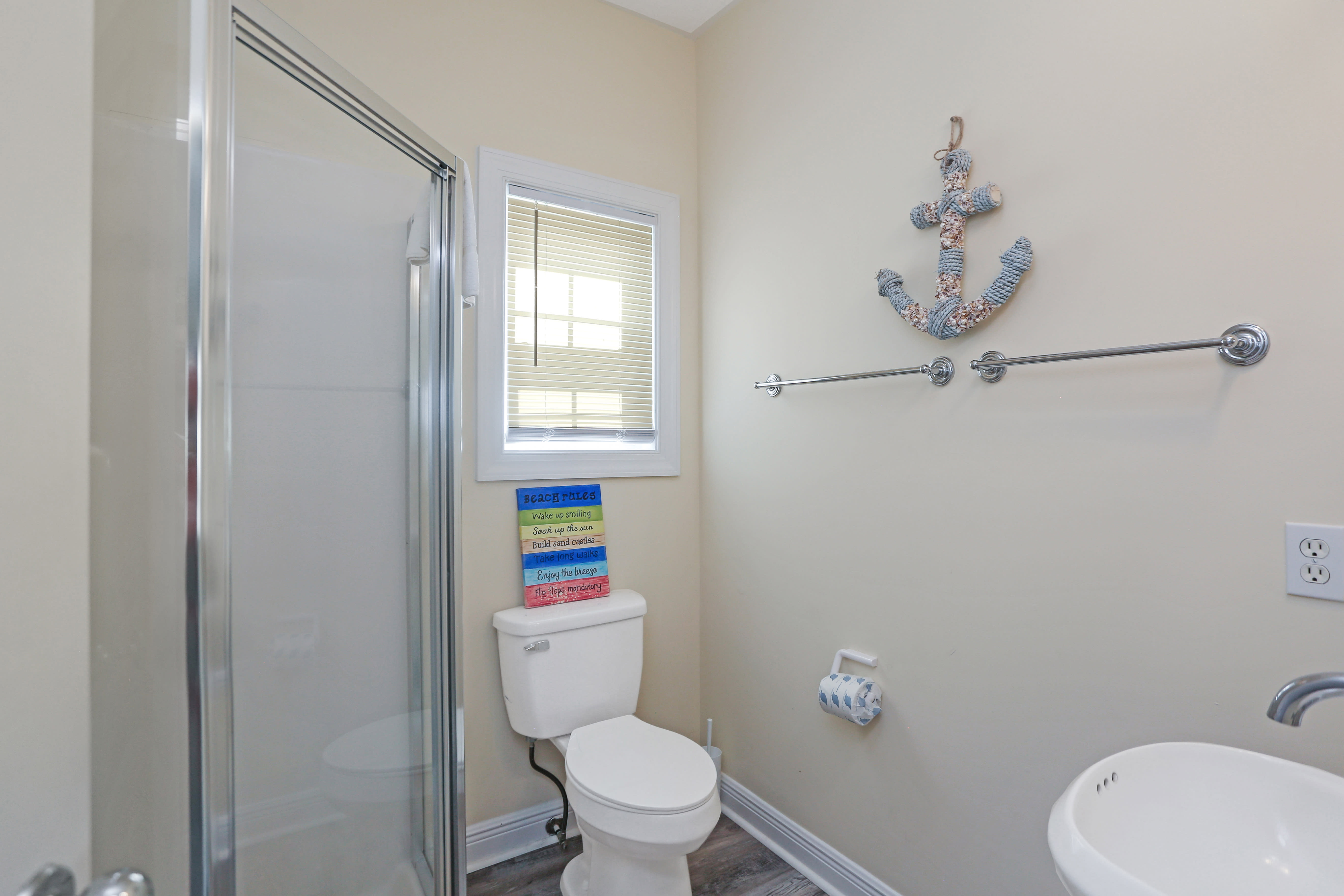 Full Bath on 2nd Floor