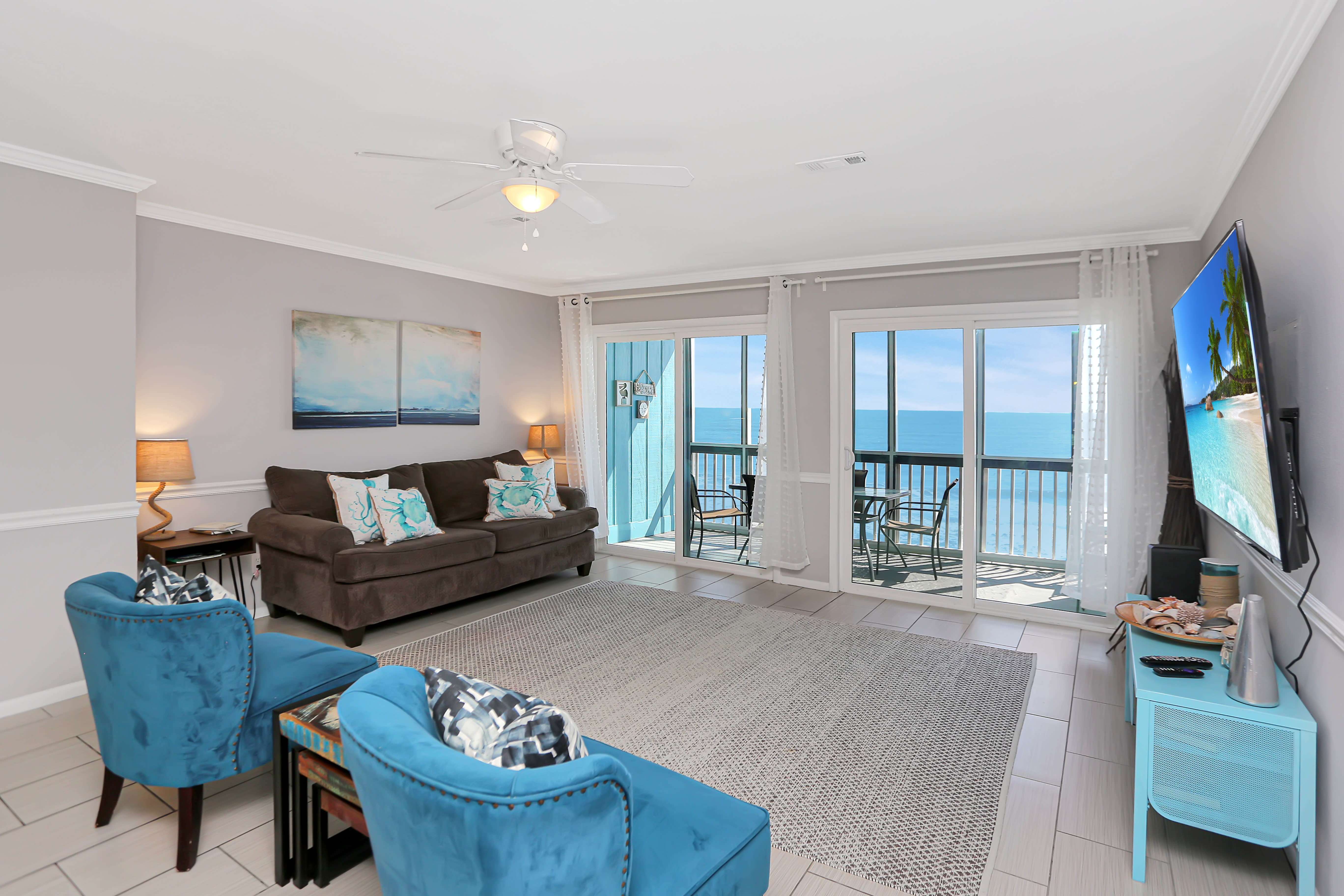 Gulf Front Living Room with Screened Deck