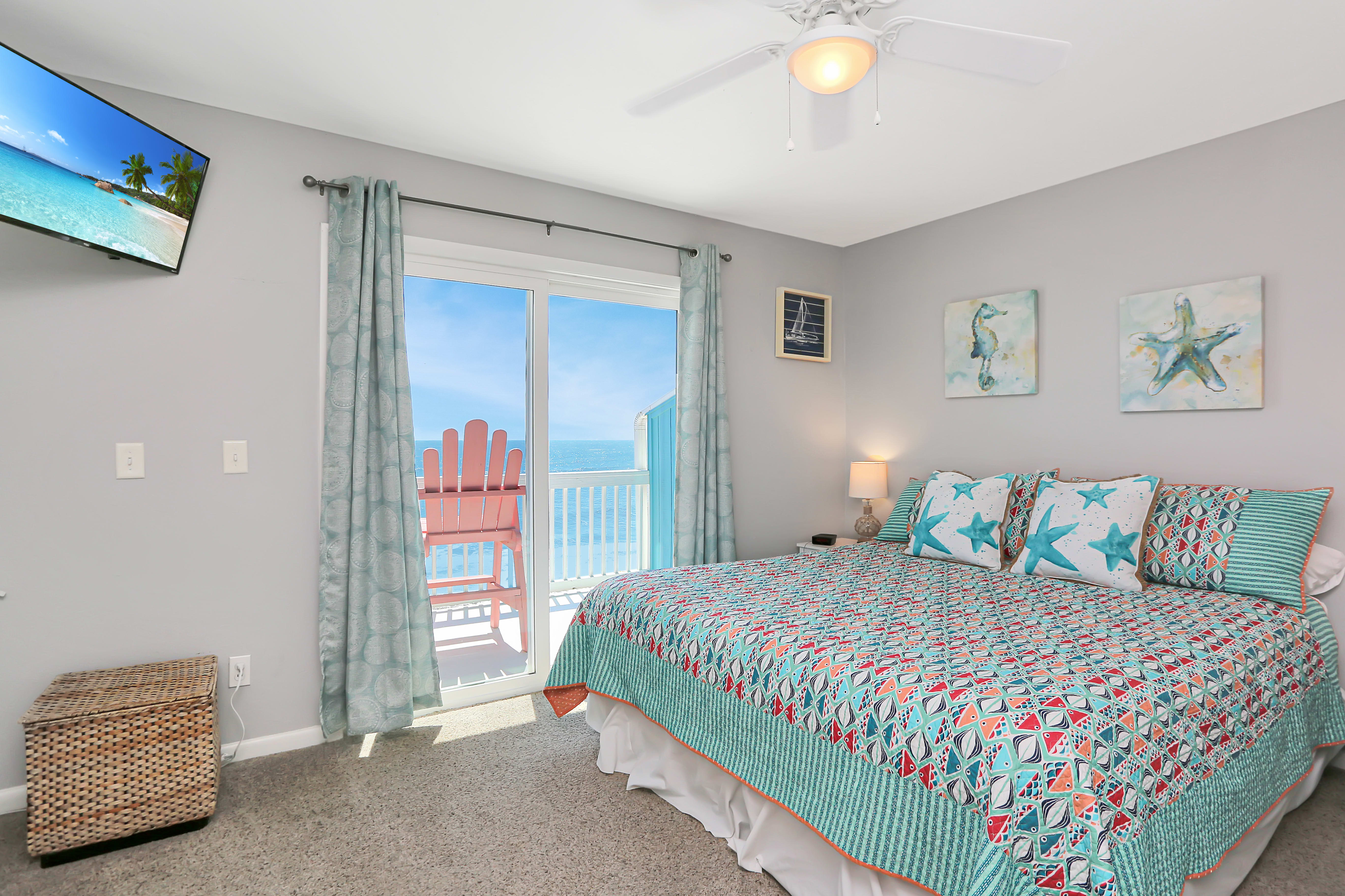 Bedroom 1 - Gulf Front Master Bedroom