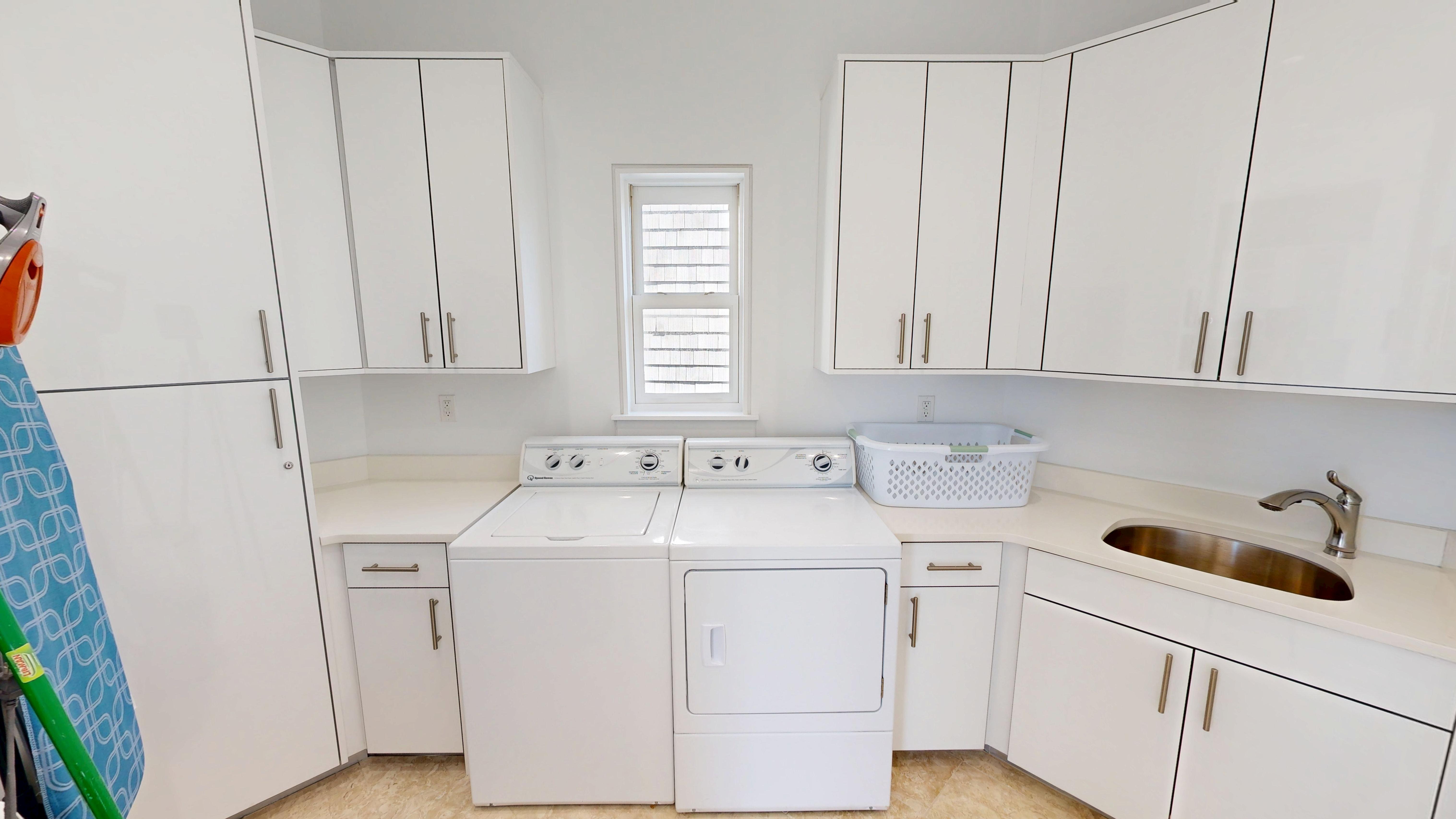 Laundry Room (1st Floor)