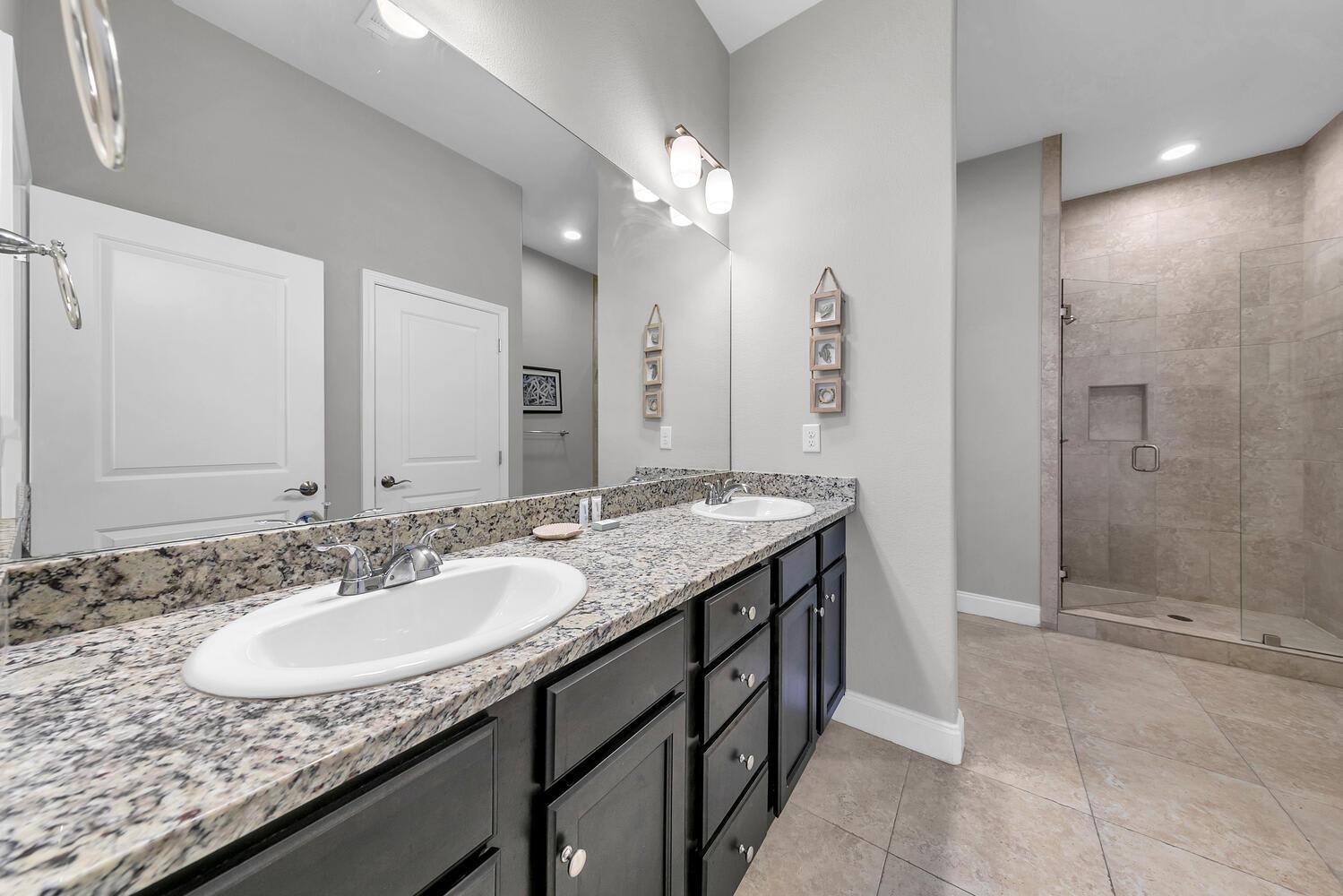 Master Bathroom 1 Part 1