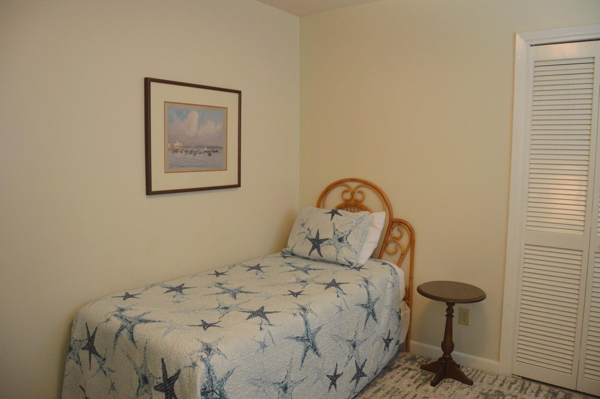 Guest Bedroom 1 Part 2