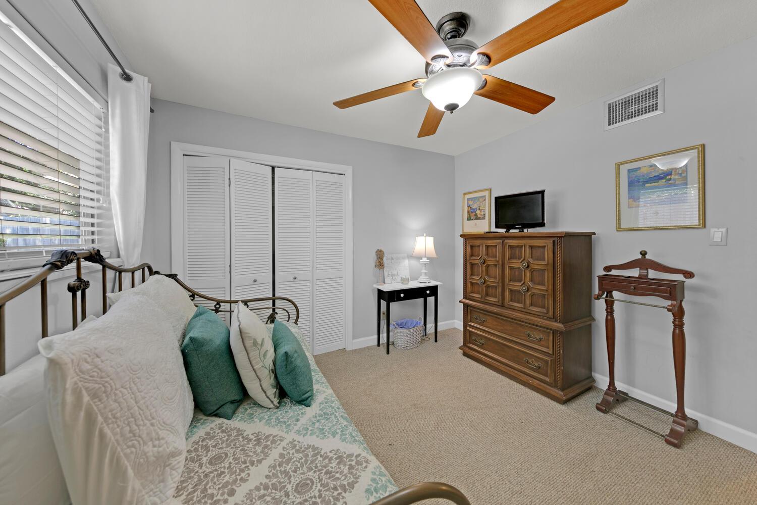 Guest Bedroom 1 Part 2