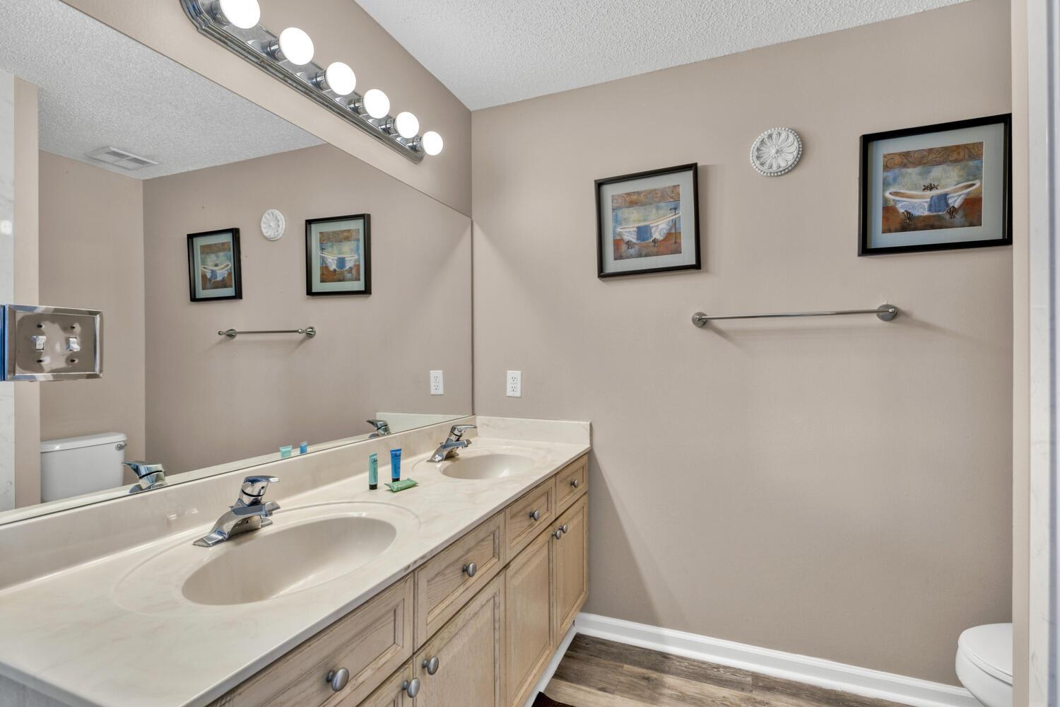 Master Bathroom 1 Part 1