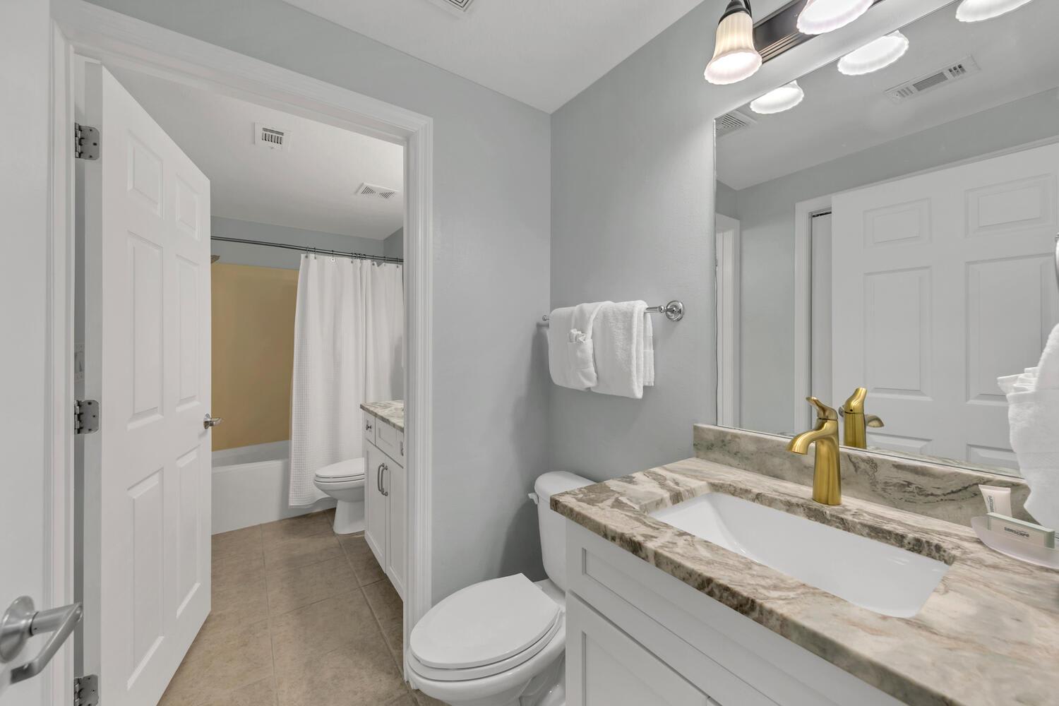 Master Bathroom 1 Part 1