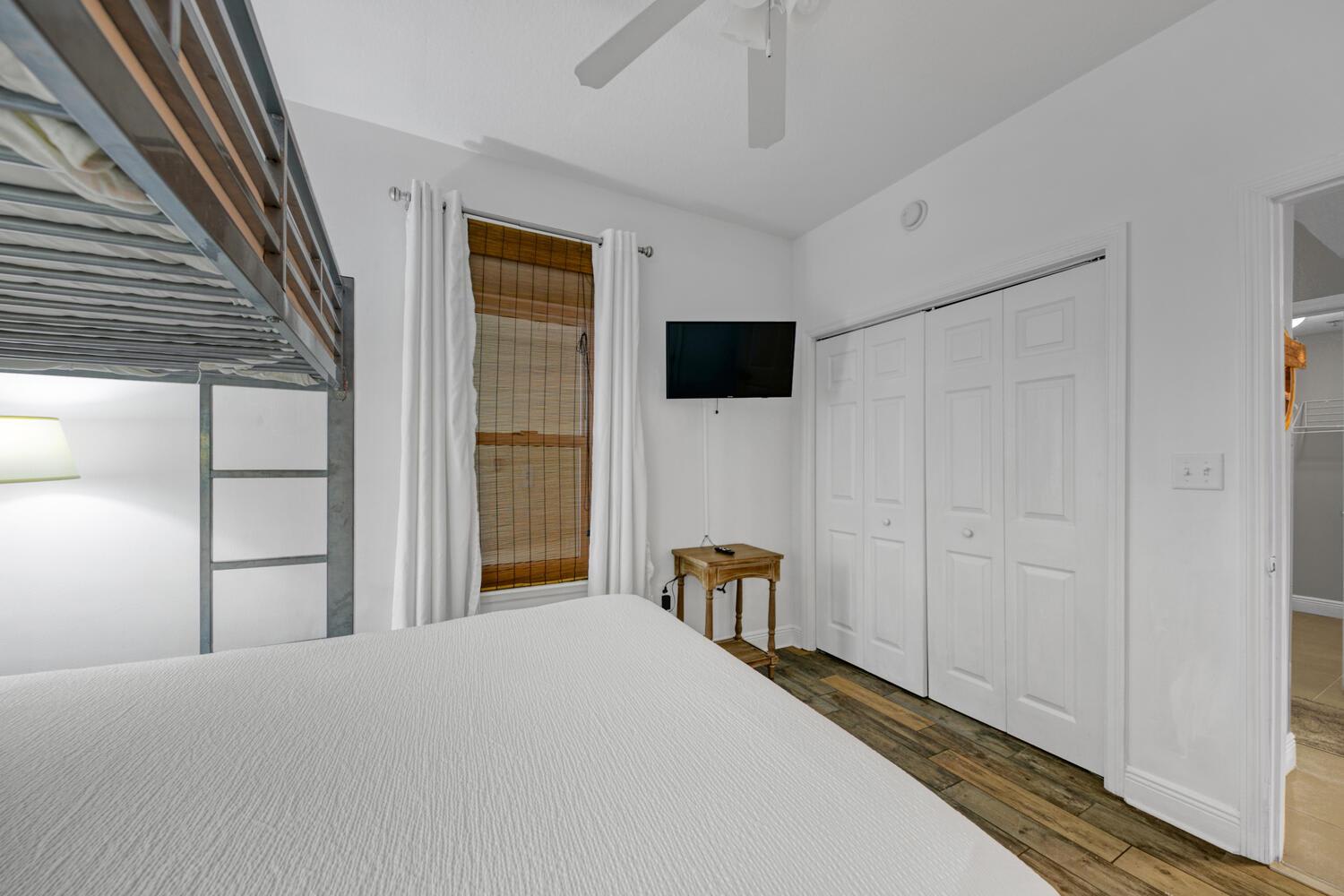 Guest Bedroom 1 Part 2