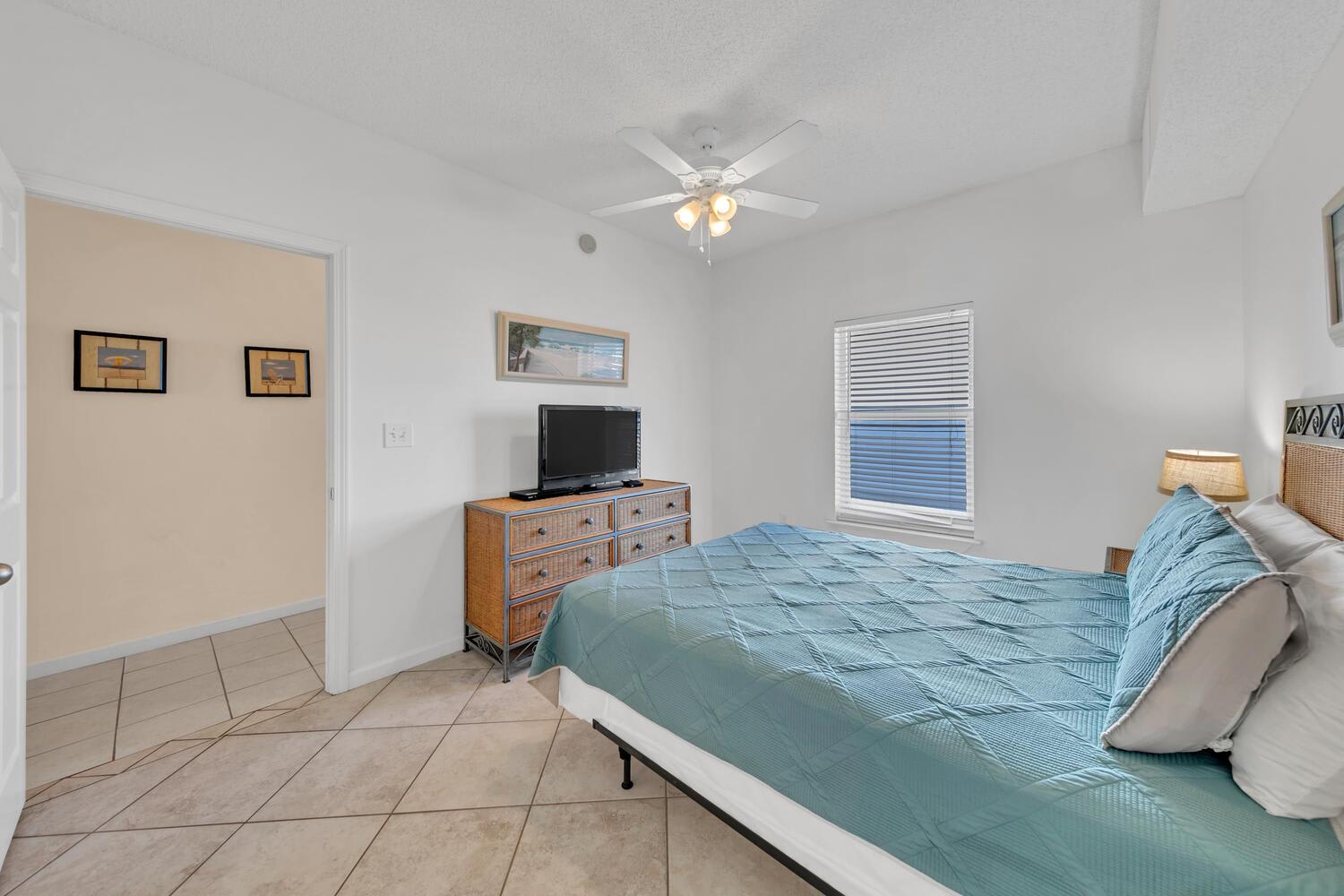 Guest Bedroom 1 Part 2