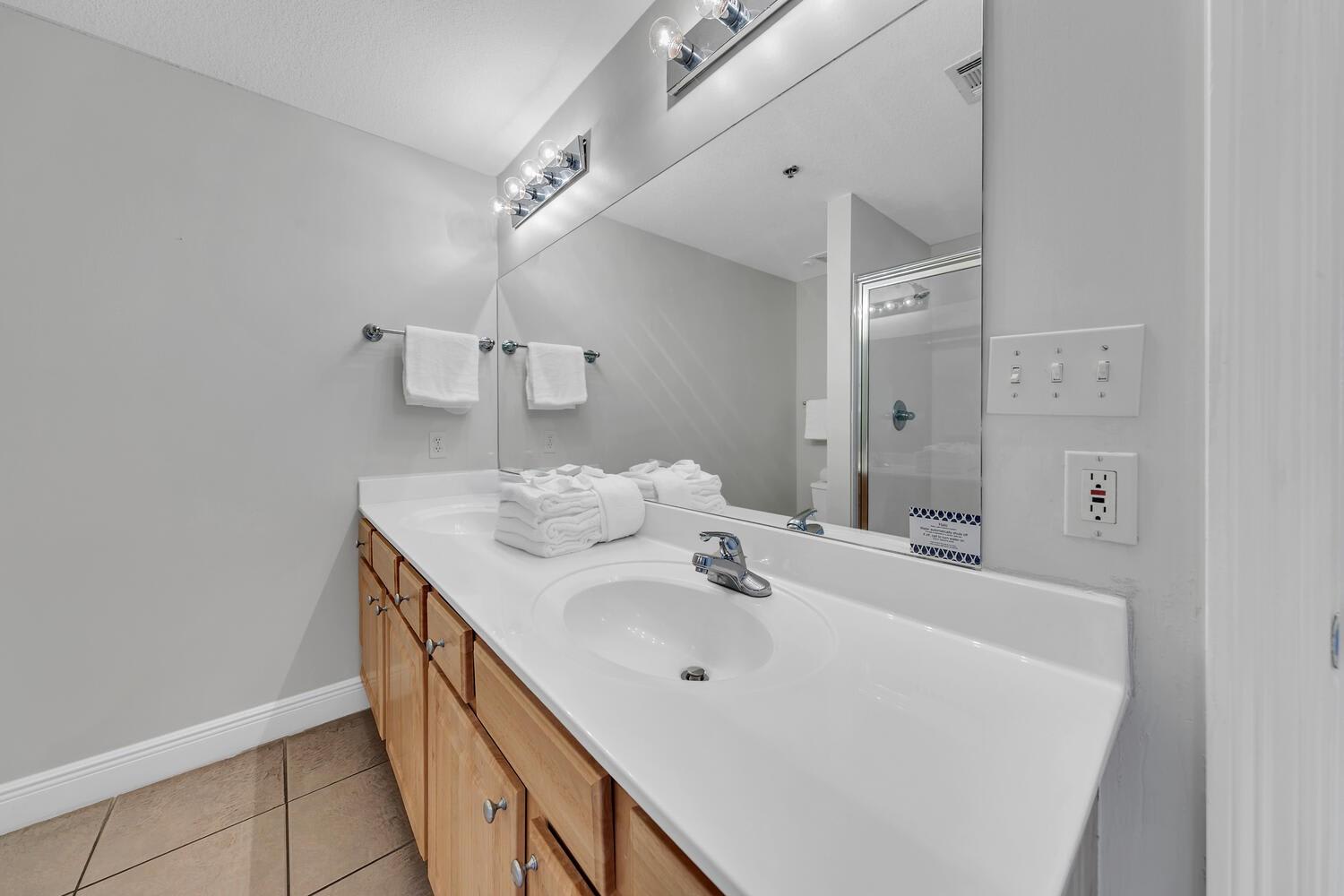 Master Bathroom 1 Part 1