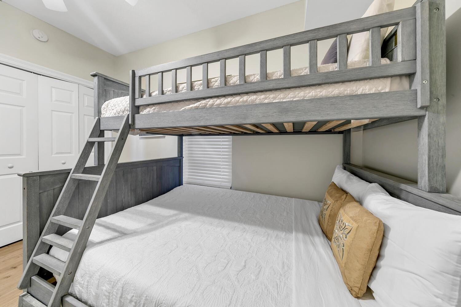 Guest Bedroom 1 Part 2