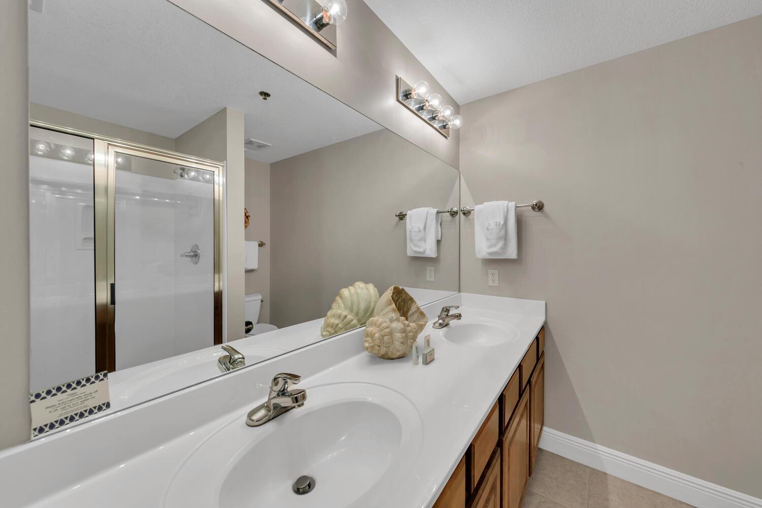 Master Bathroom 1 Part 1