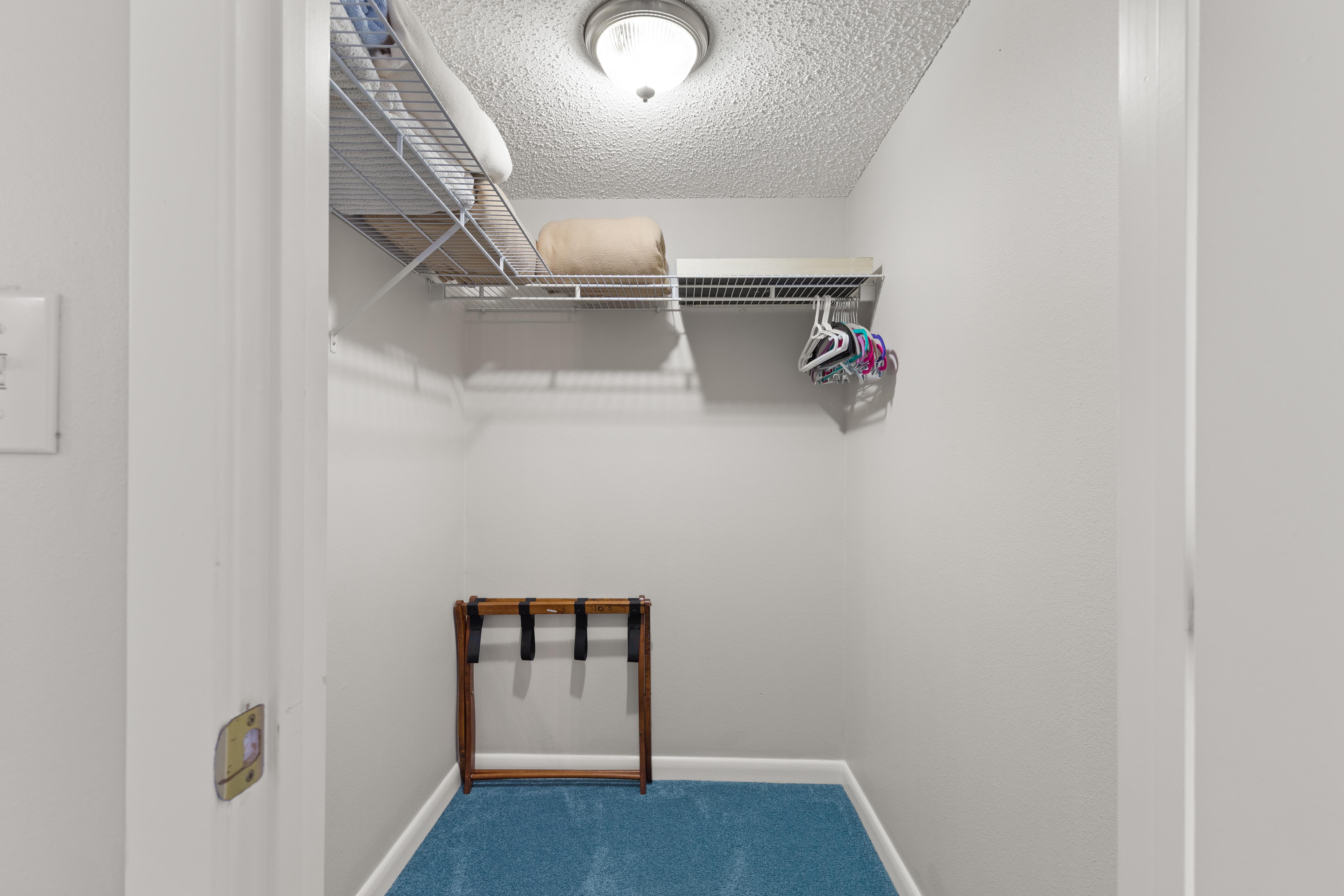 master bdrm closet