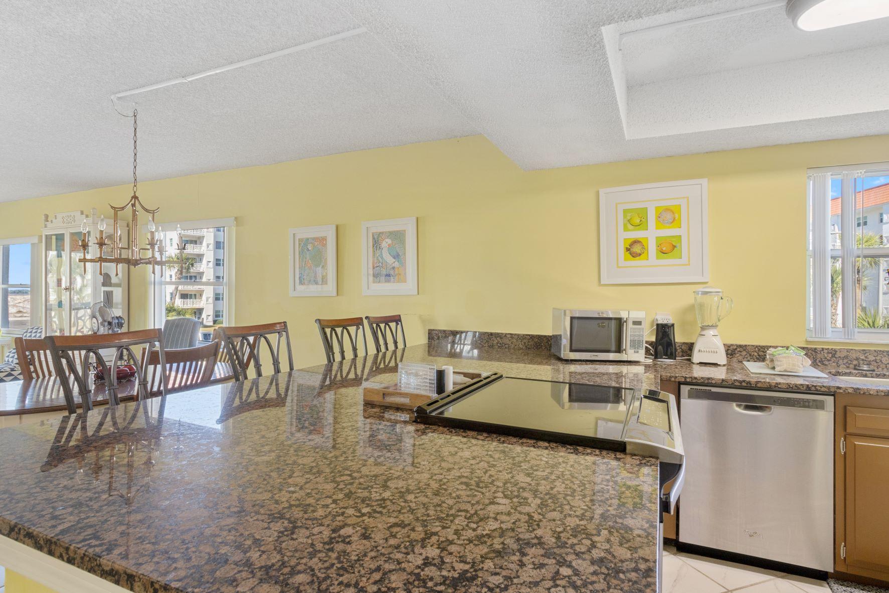 beautiful open kitchen