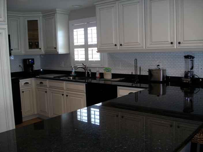 You are going to love this kitchen - new and stocked with everything you need!