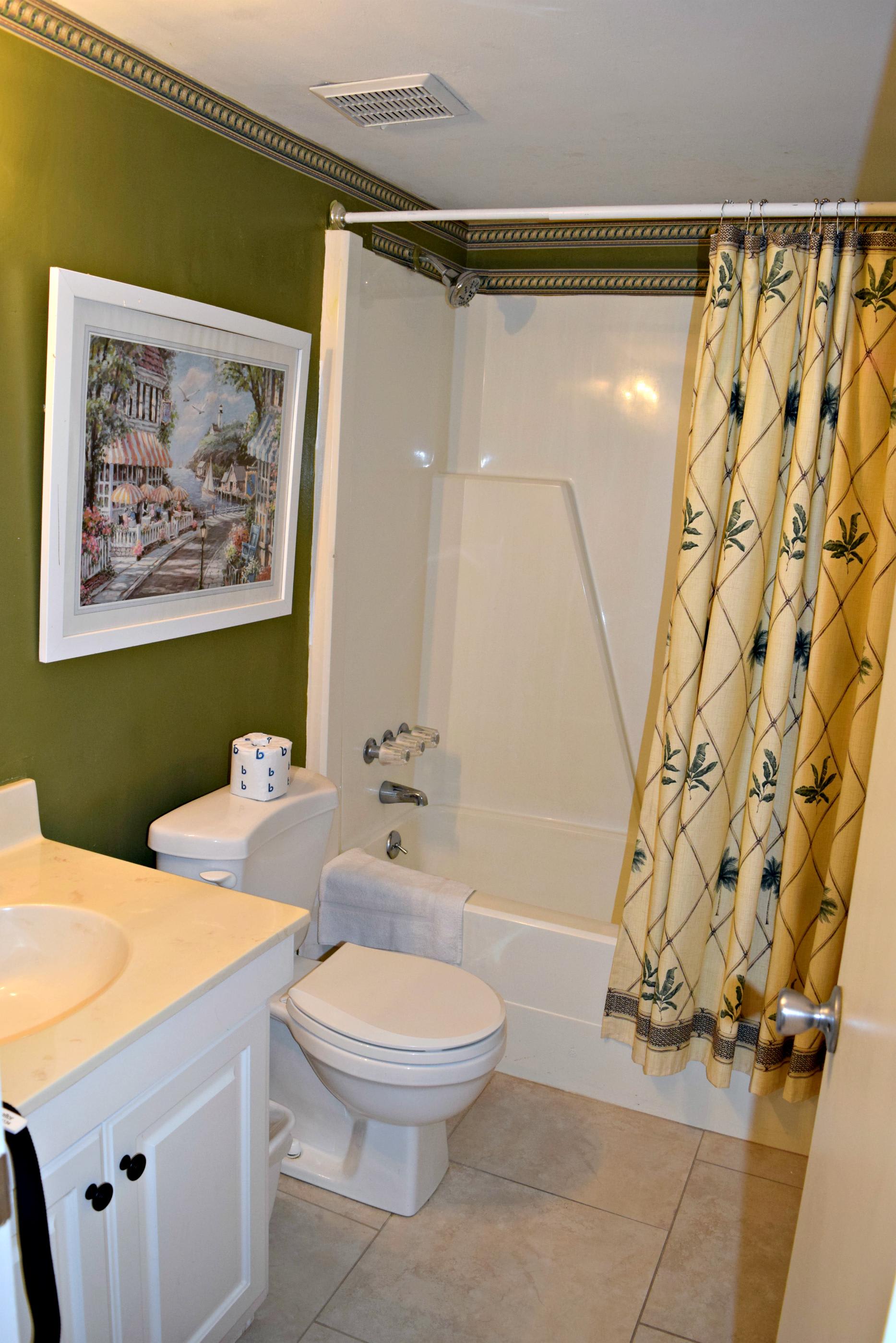 Shower and tub here.