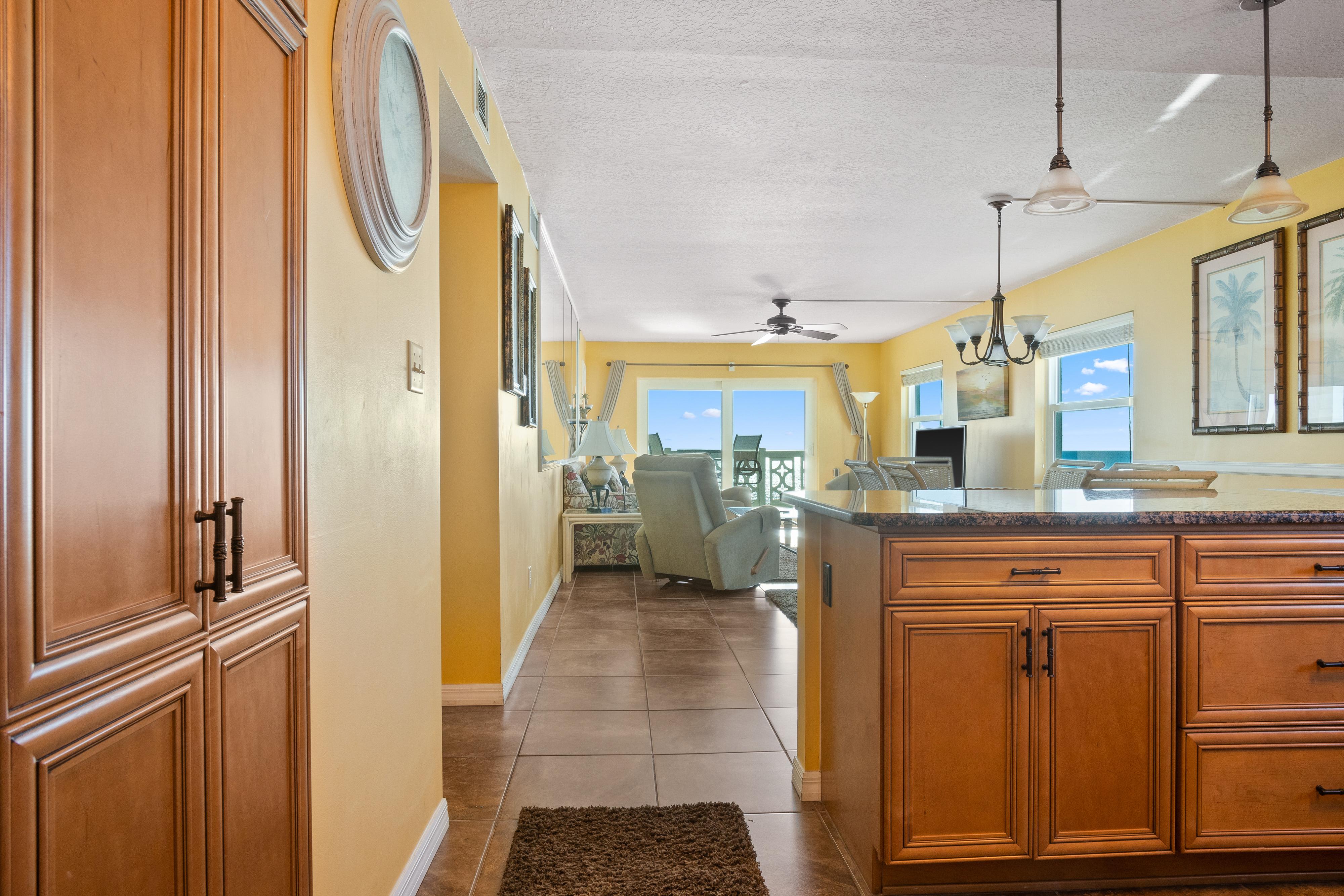 Entry to the beautiful open kitchen