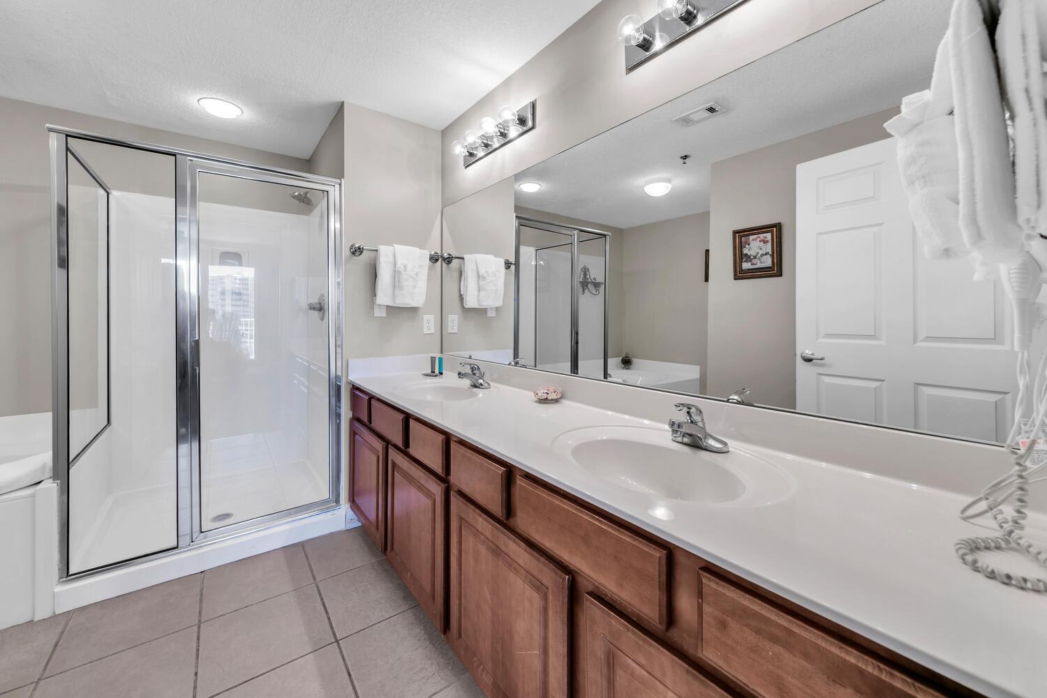 Master Bathroom 1 Part 1