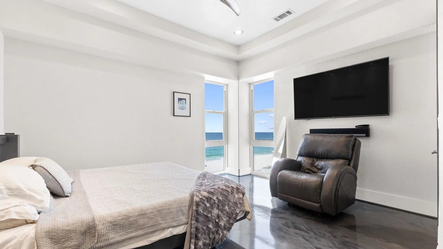 Sans Souci Unit 309_3