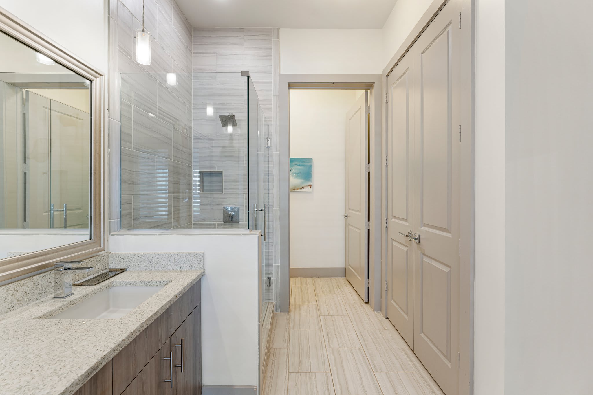 Primary King En-Suite - Walk-In Shower