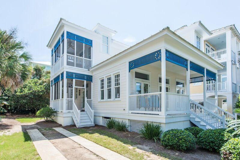 Aquaholic: Where your addiction to the beach meets the ultimate getaway!   STRAIGHT VIBES HERE!