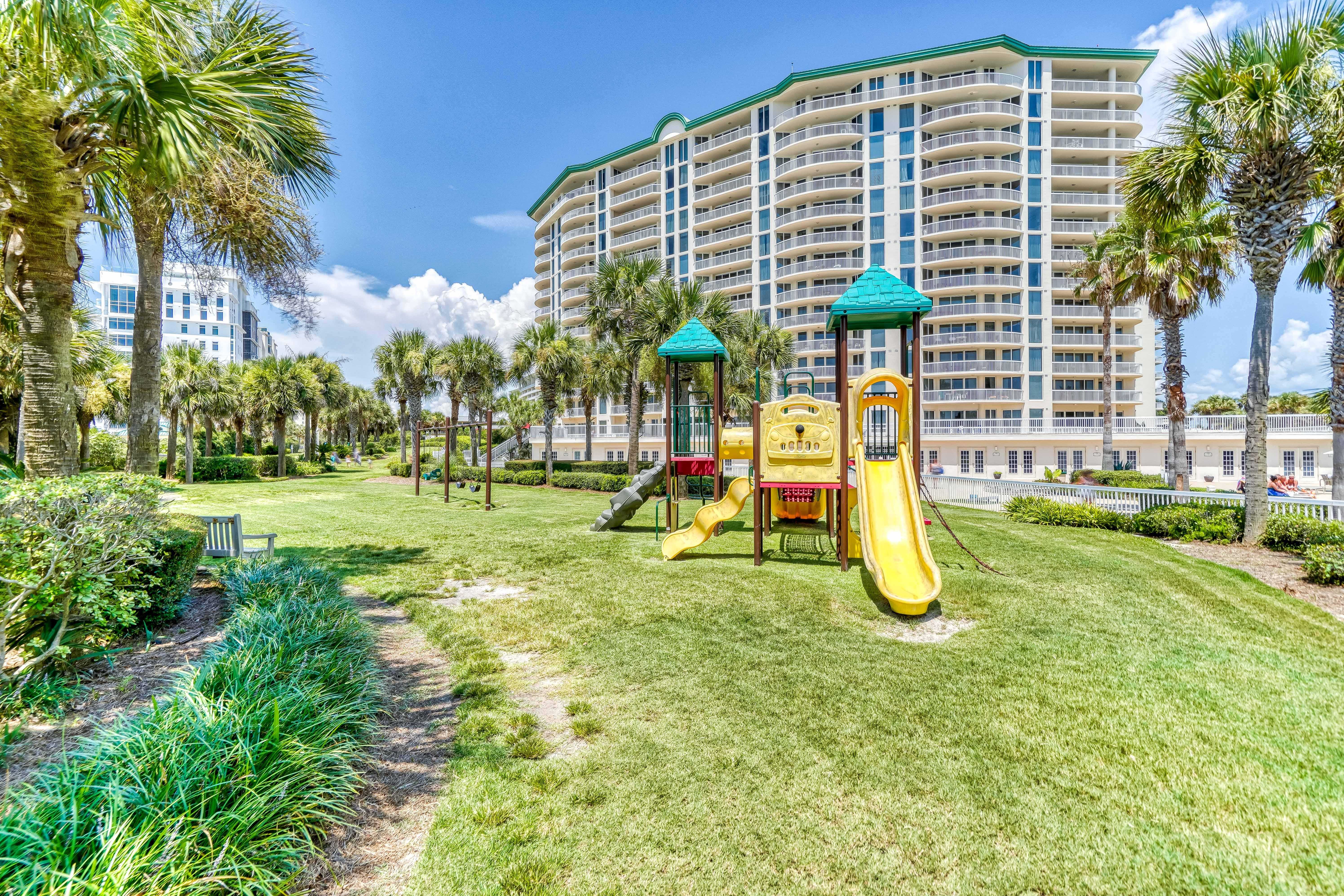 Silver Shells Beach Front Outdoor Playground