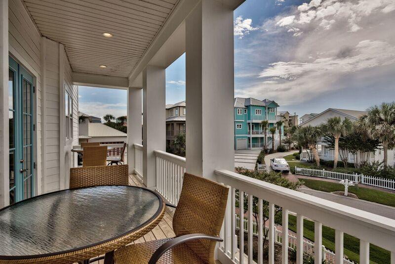 Beautiful Views of Crystal Beach!