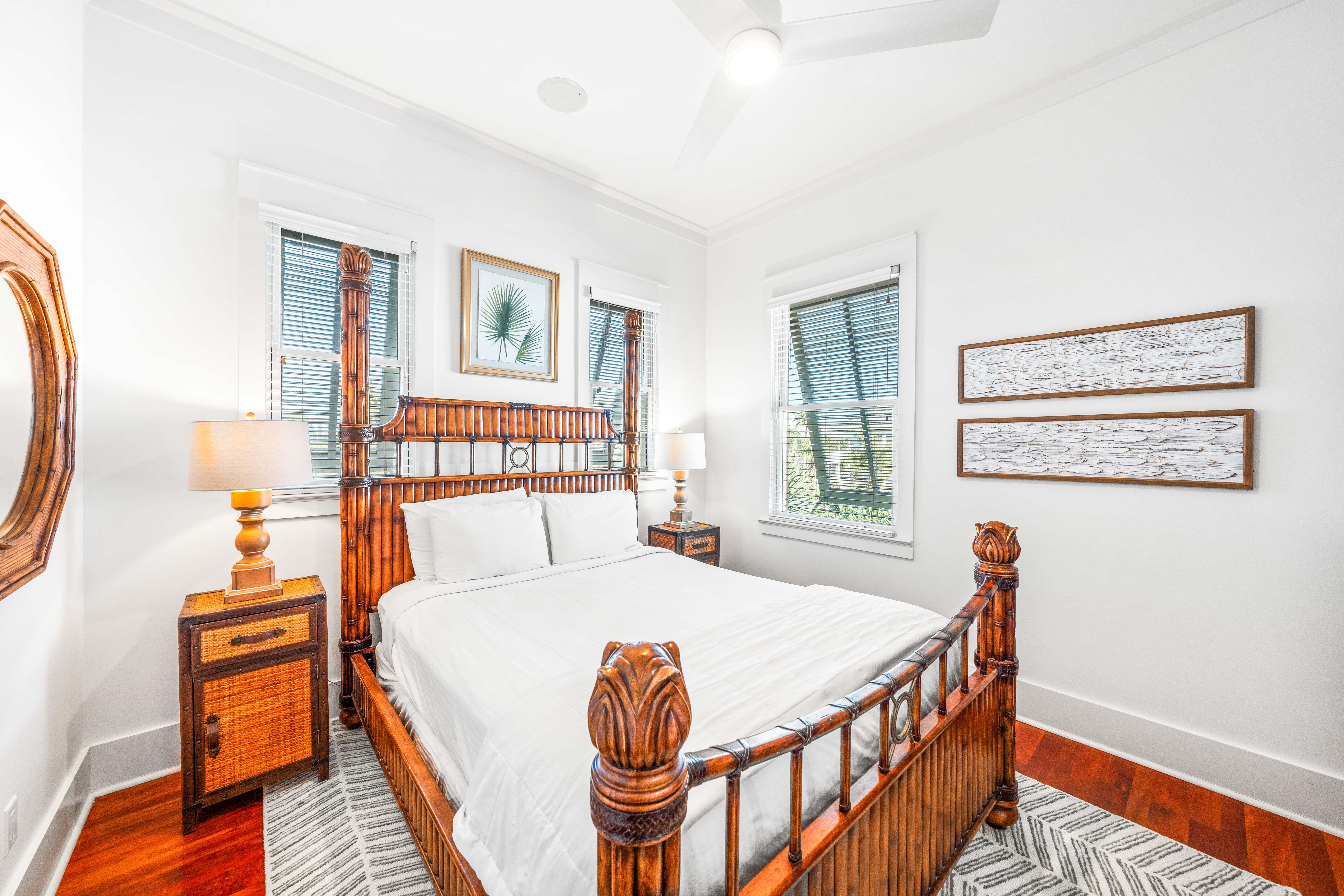 3rd floor northeast bedroom with queen bed, tv  & ensuite bathroom!