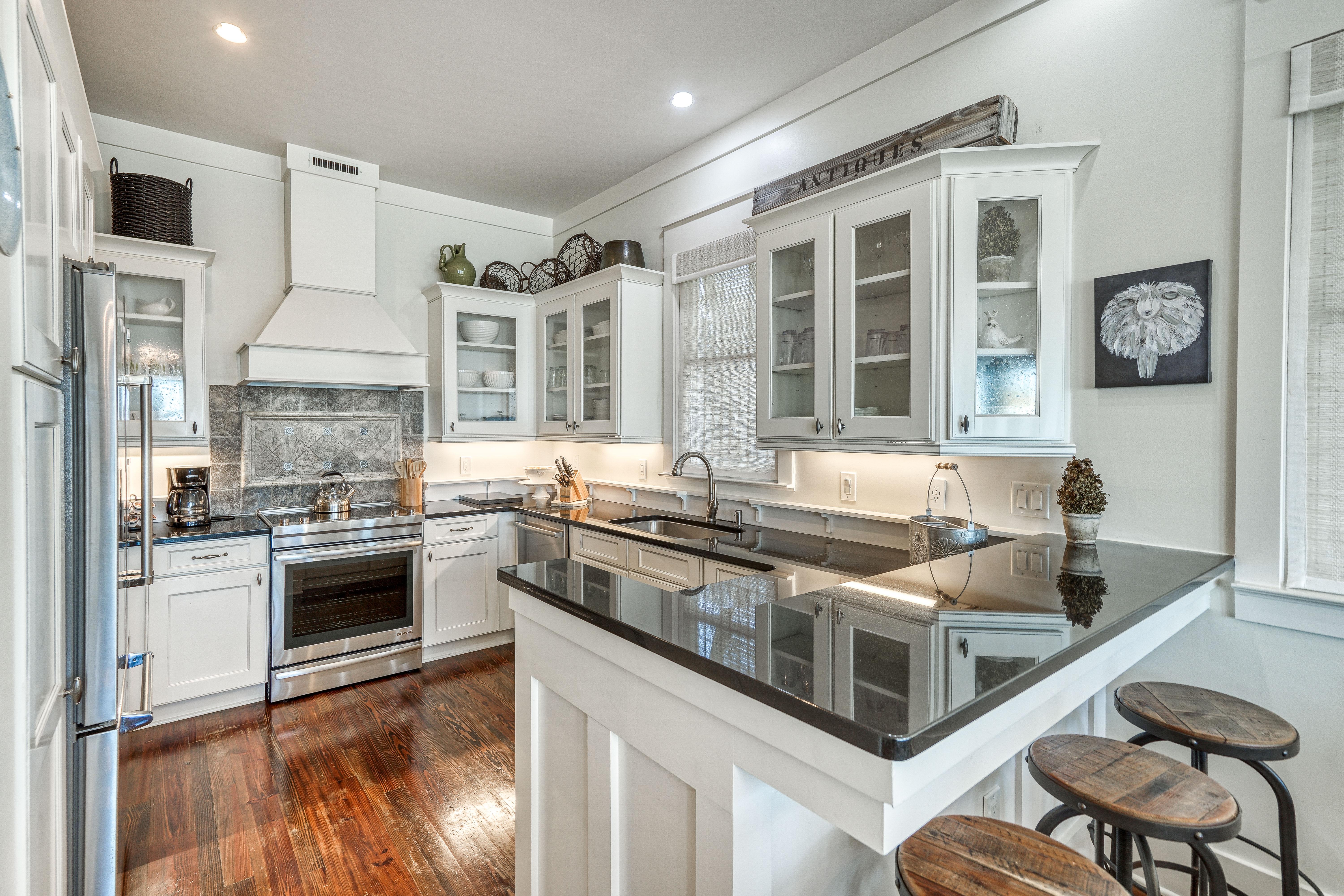 Fully Stocked Open Kitchen w/ Viking Stainless Steel Appliances