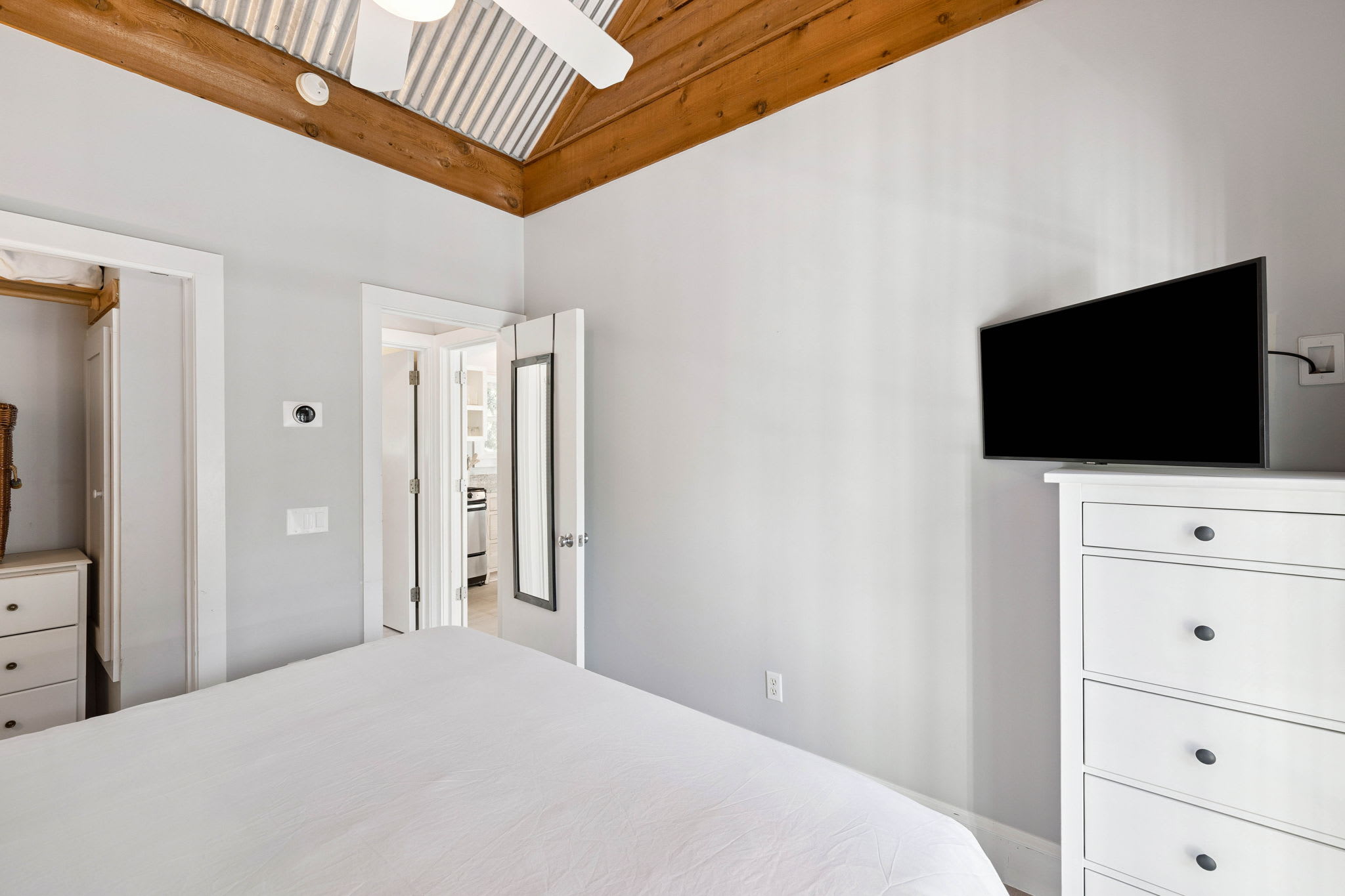 Enjoy Balcony Access & a Flat-Screen TV