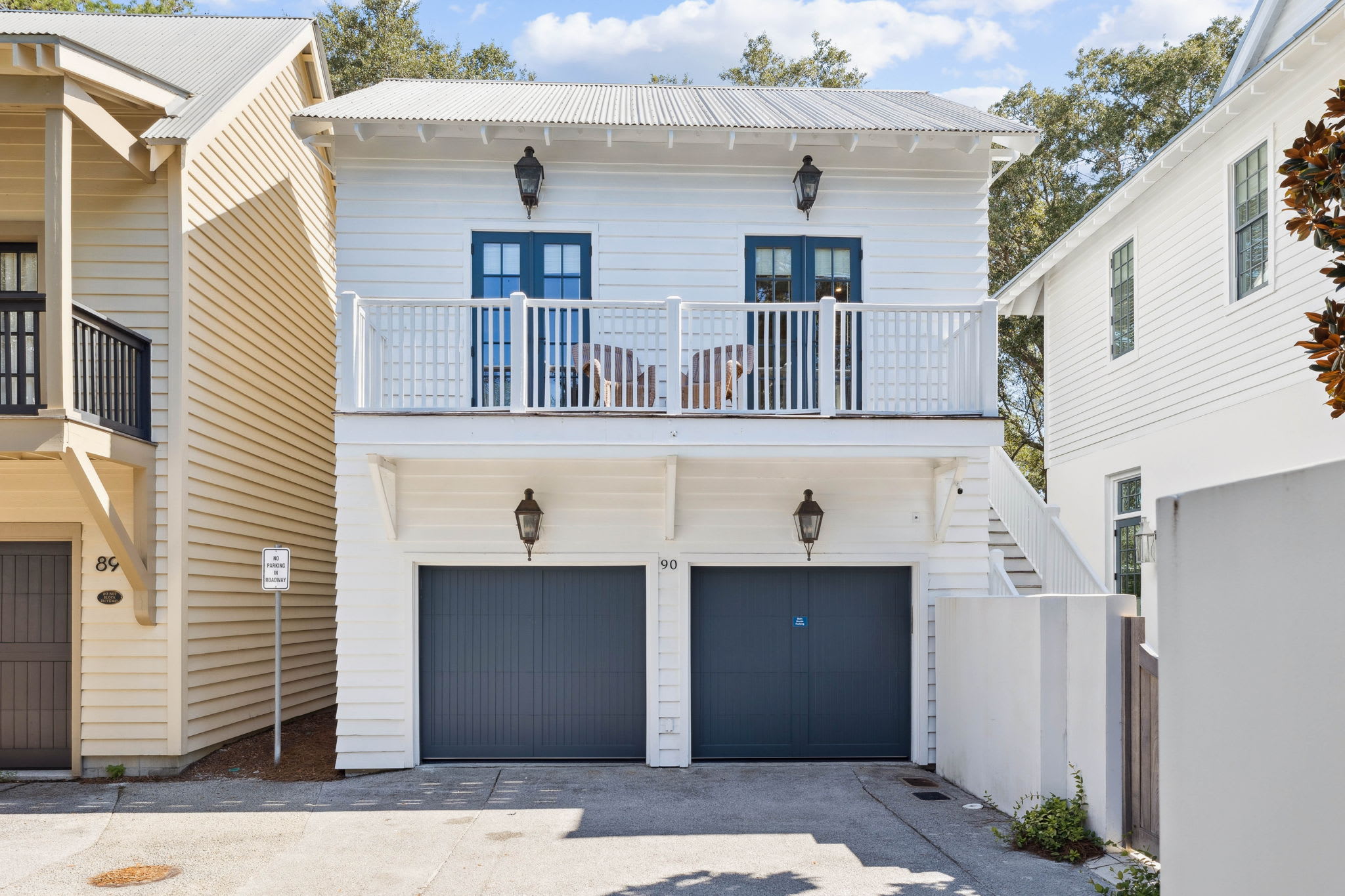 Book Your Next 30A Escape at '90 N Cartagena Carriage House' Today!