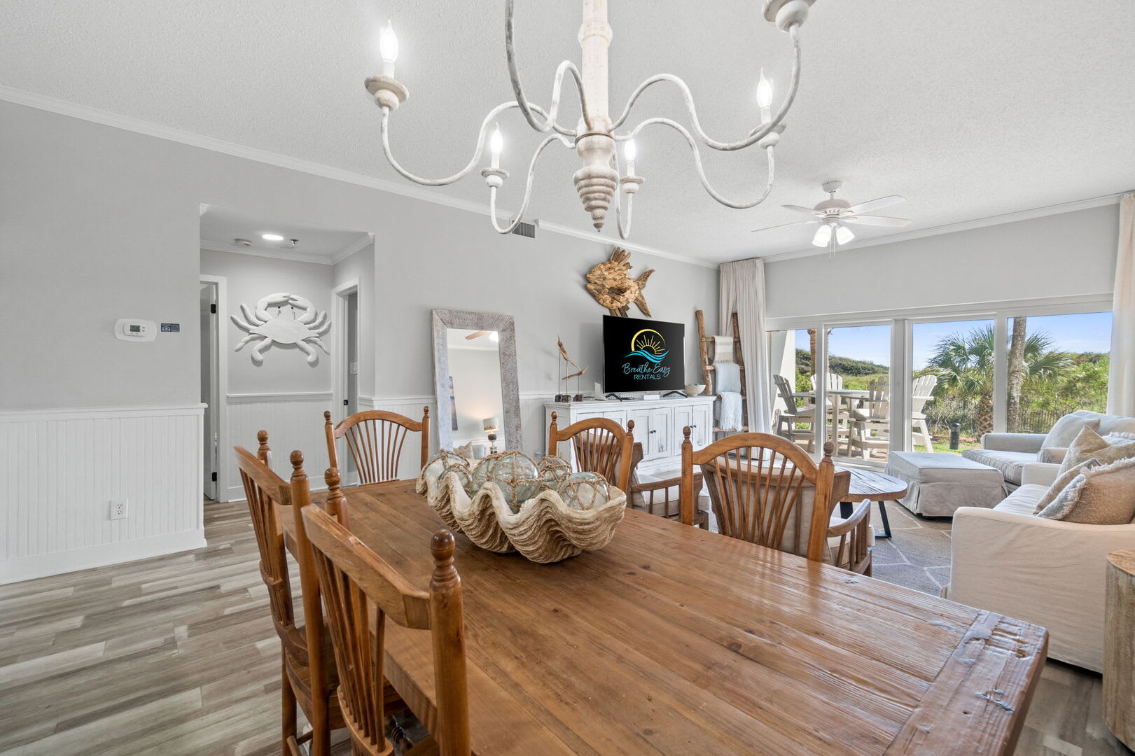 Dining Room has a glass top table for 6 for family meals or family game night.
