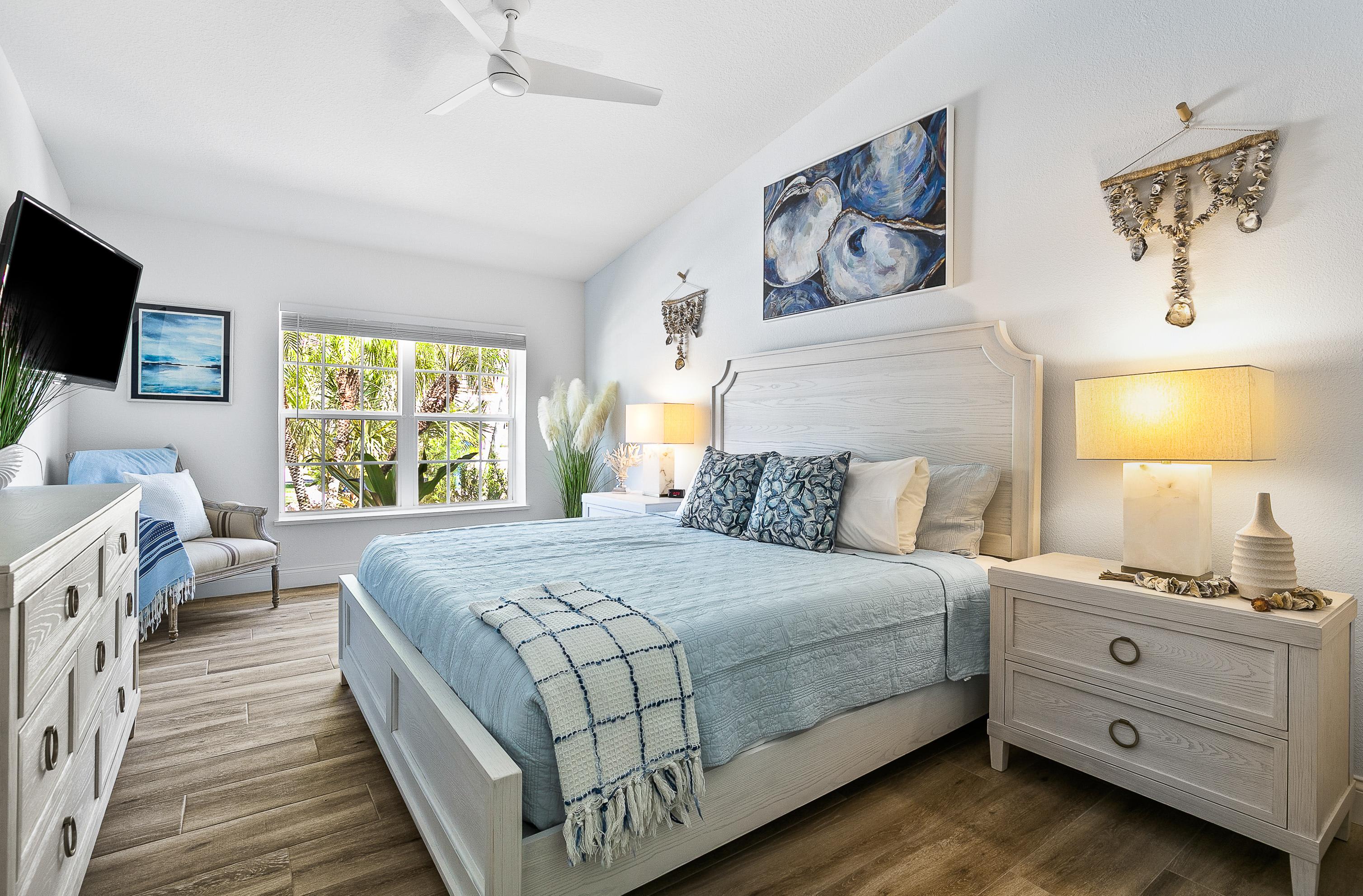 Master bedroom with king size bed