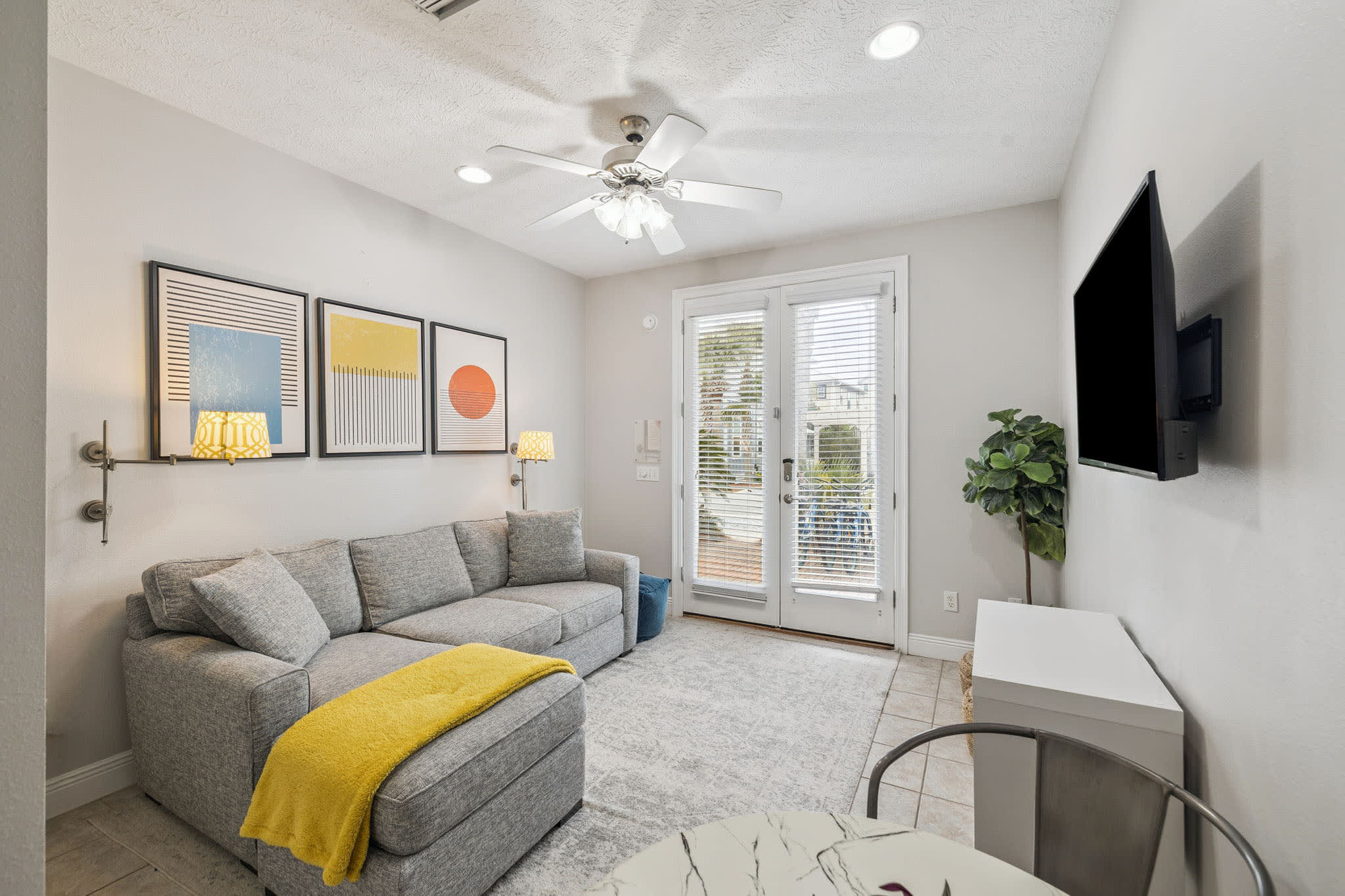 Secondary Living Area on the 1st Floor!