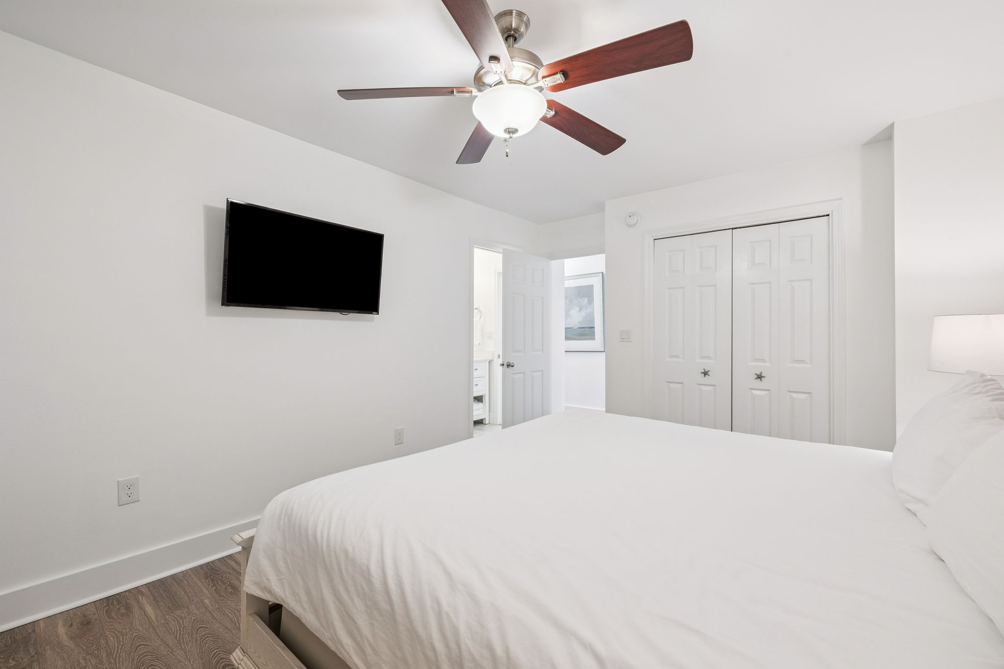 Primary King Suite - Equipped with a Flat-Screen TV